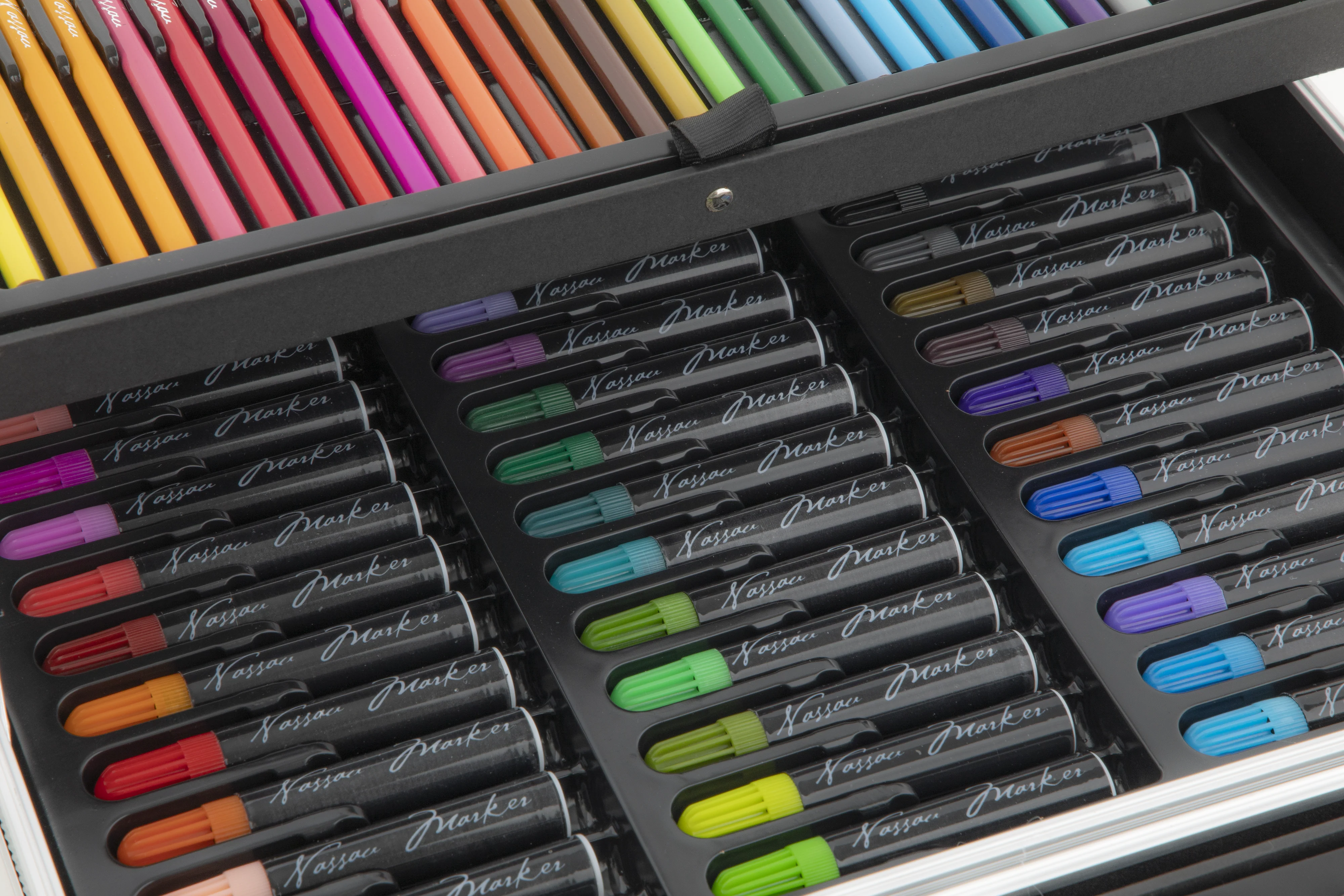 145 Piece Art Set in Metal Box - Image 4