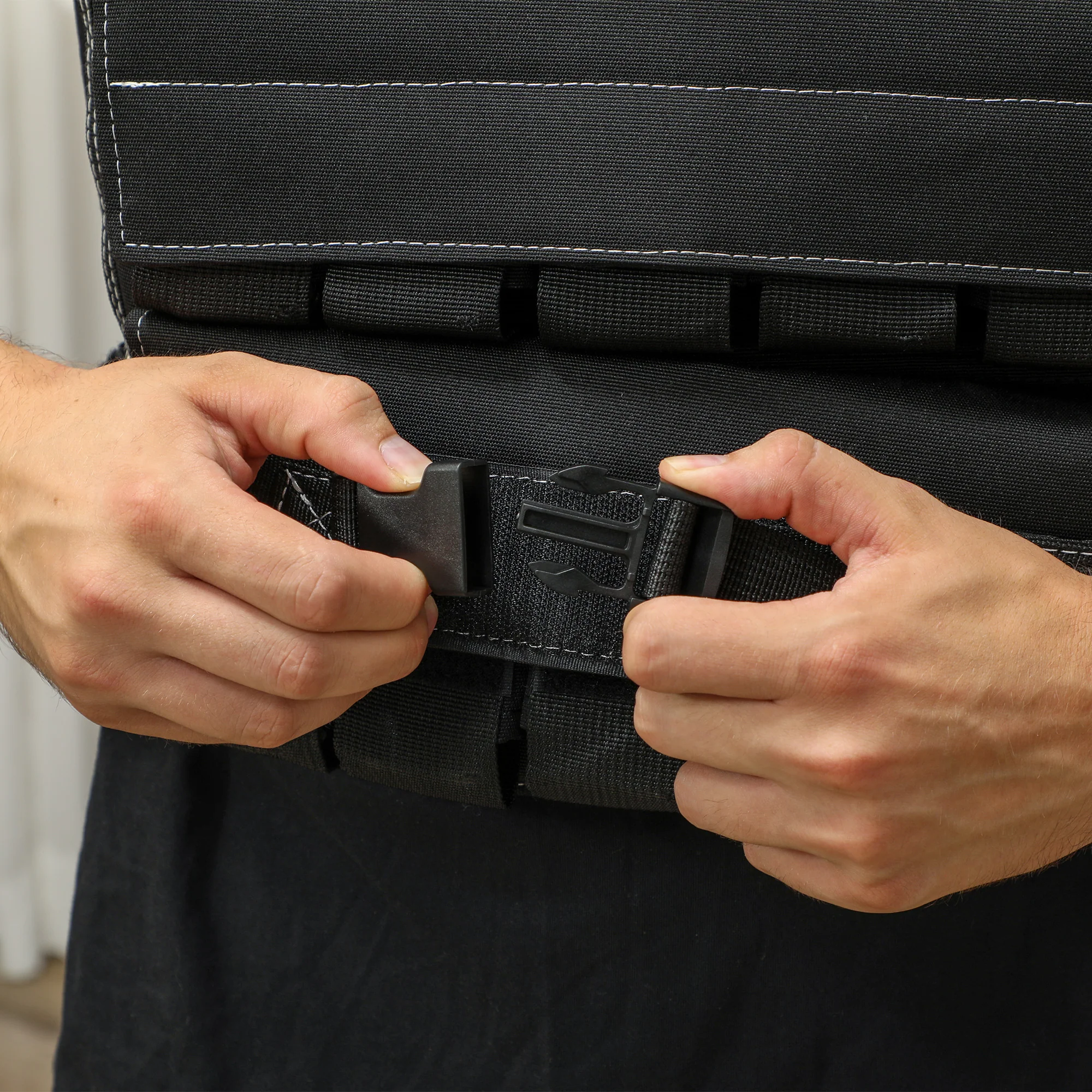 30KG Adjustable Weighted Vest with 30 Metal Weights, Running Weight Vest - Image 9