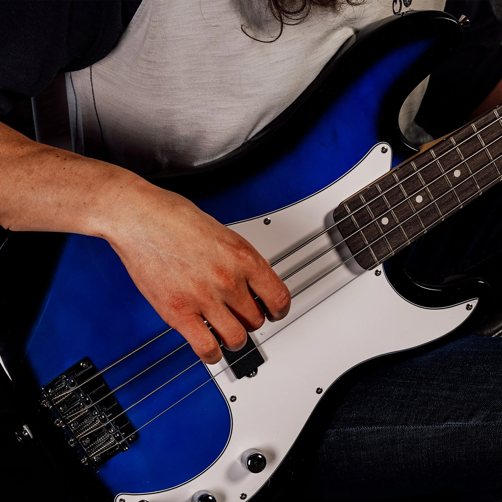3rd Avenue Bass Guitar Starter Pack - Blueburst - Image 6