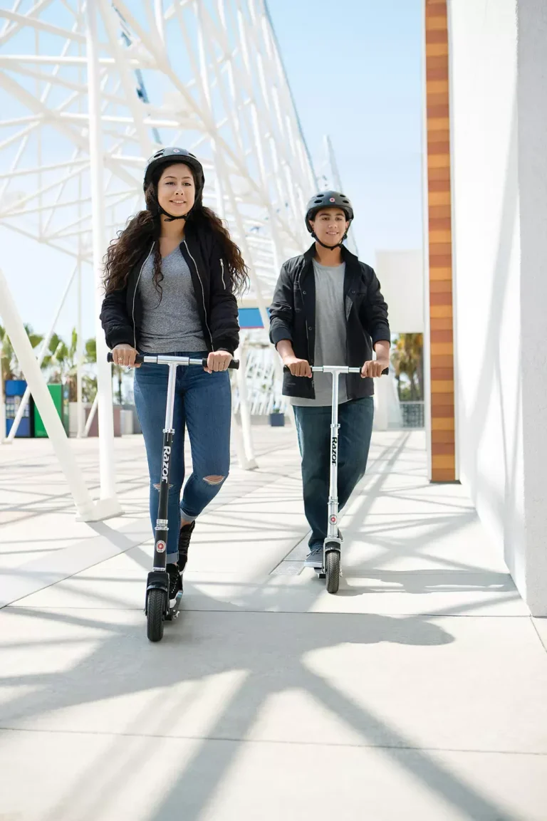 A5 Air Scooter - Black - Image 3