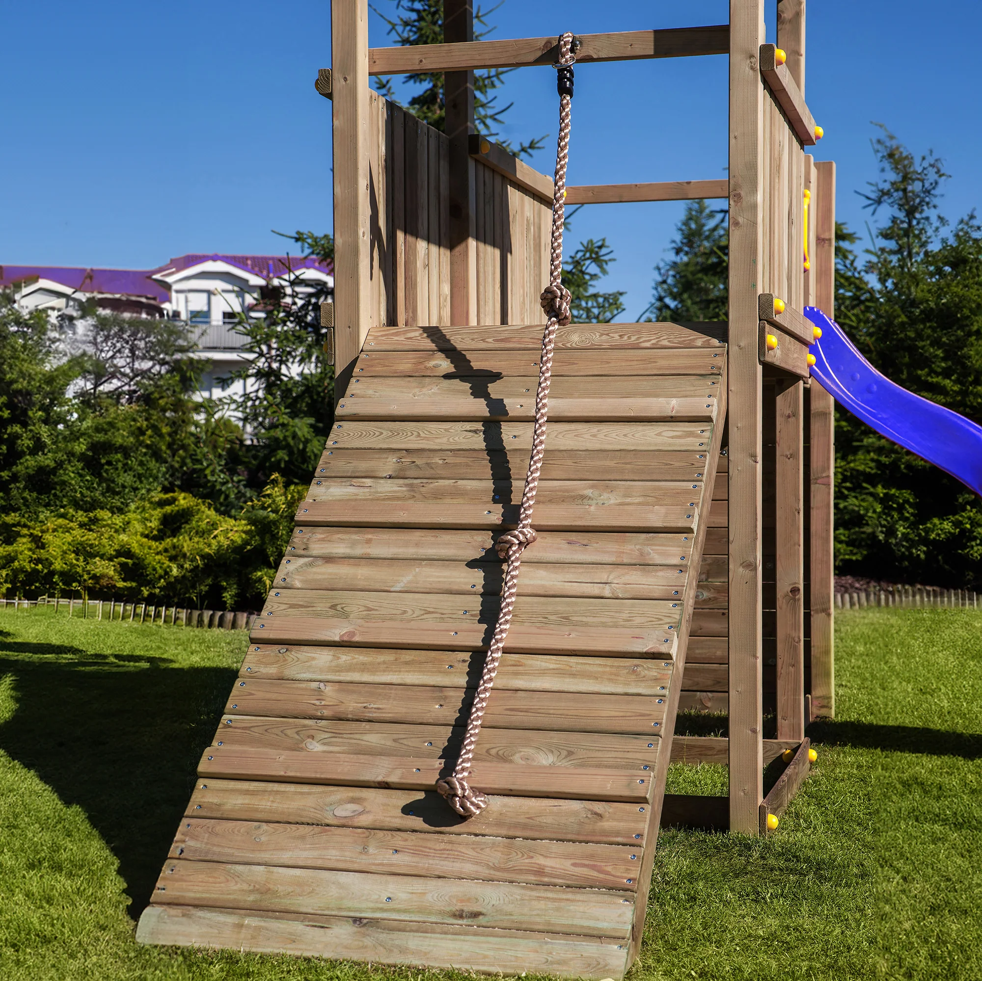 Adventure Peaks Fortress 3 Playfort - Image 2