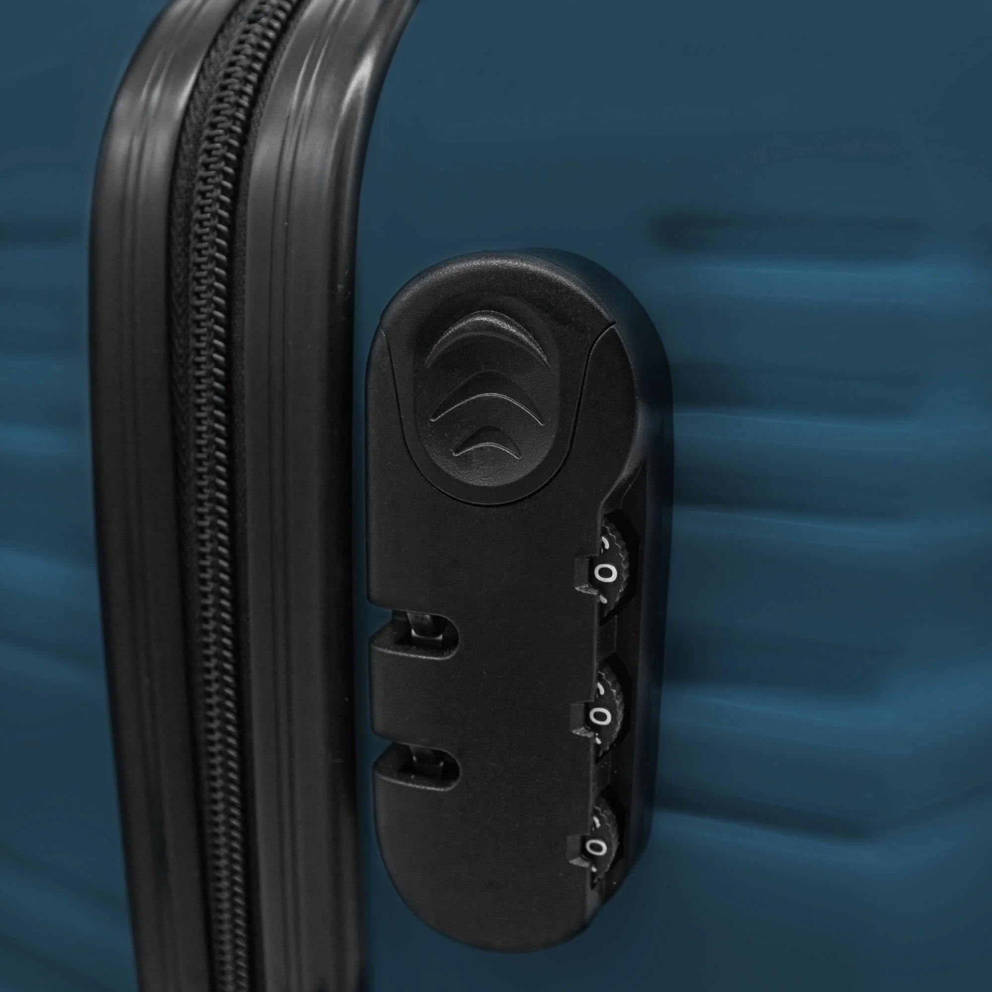 Alto Cloud ABS Suitcase - Metallic Teal - Image 4