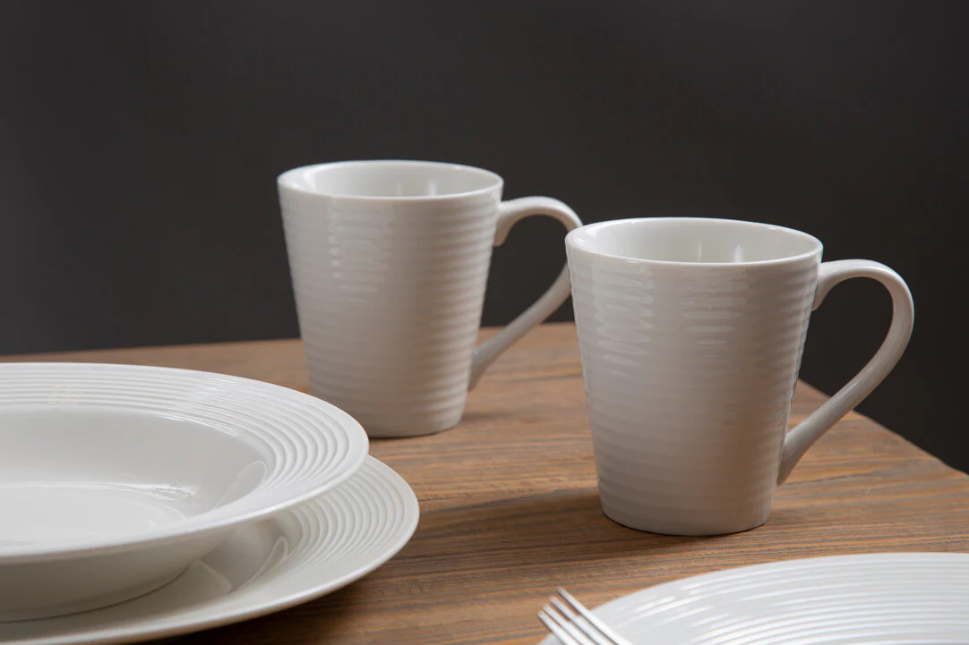 Avie 16 Pc Ribbed Dinner Set - Image 5