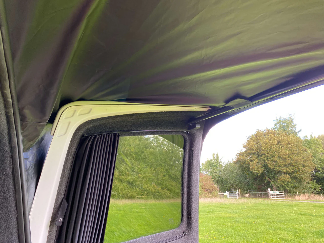 Barn Door Campervan Canopy for VW T5 & T6 - Image 2