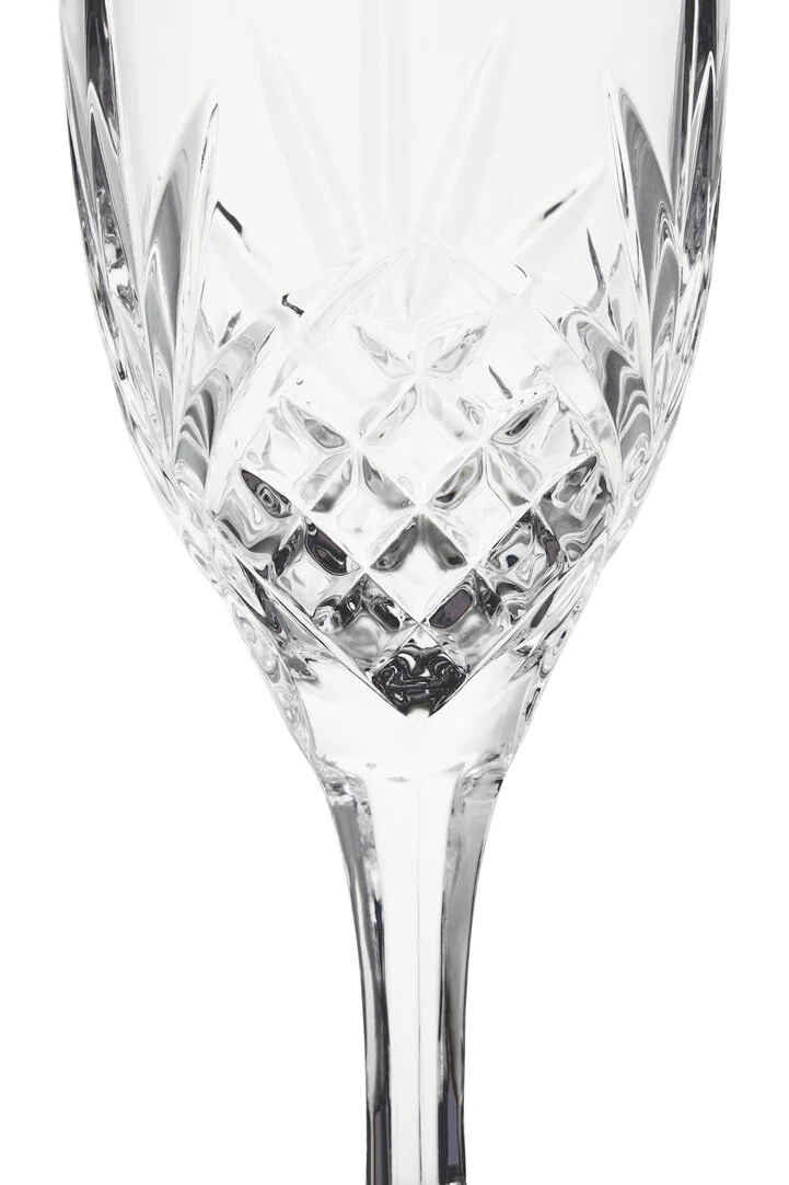 Beaufort Crystal Wine Glasses Set Of Four - Image 6
