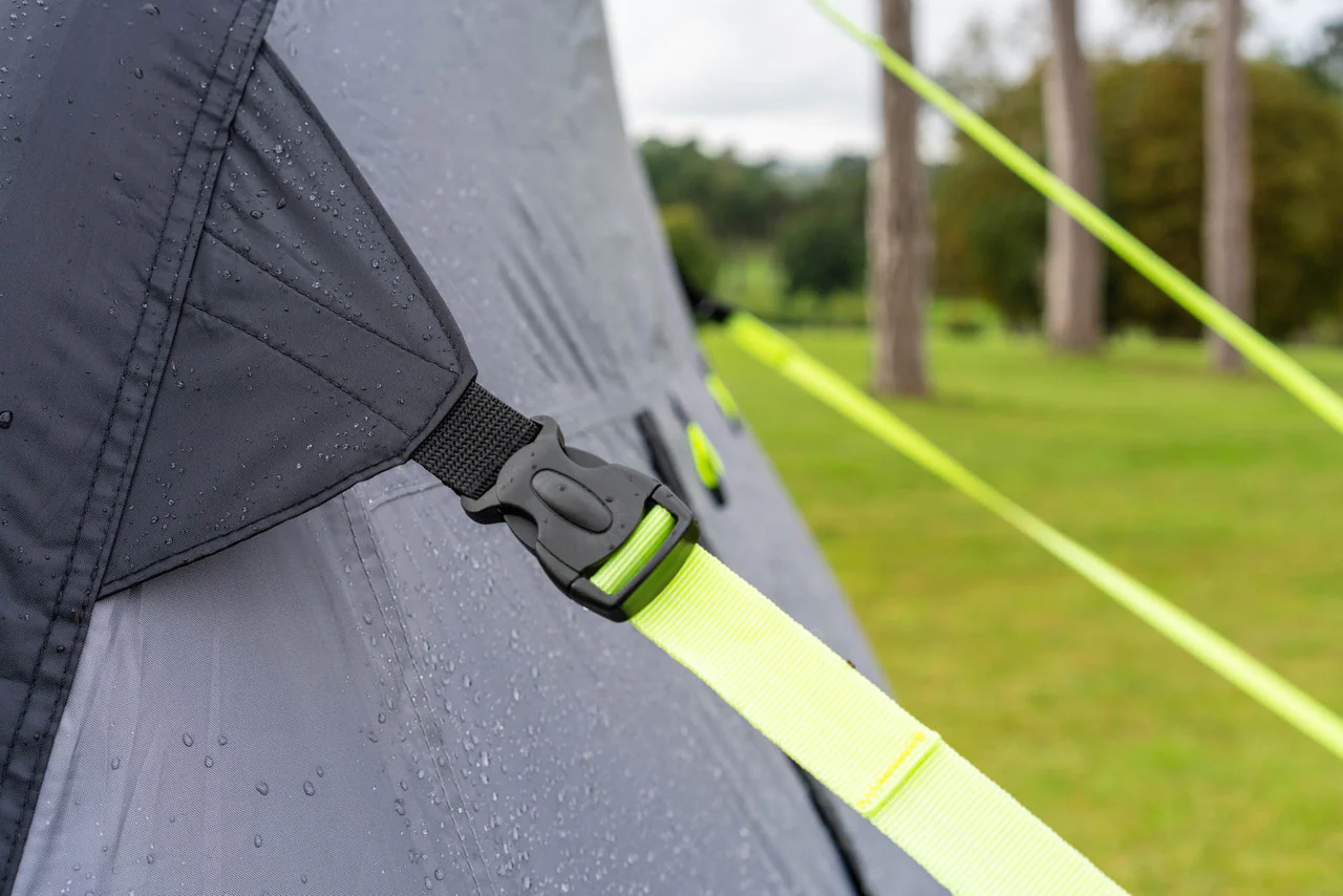 Blakedown Breeze® - 4 Berth Inflatable Tent - Image 2