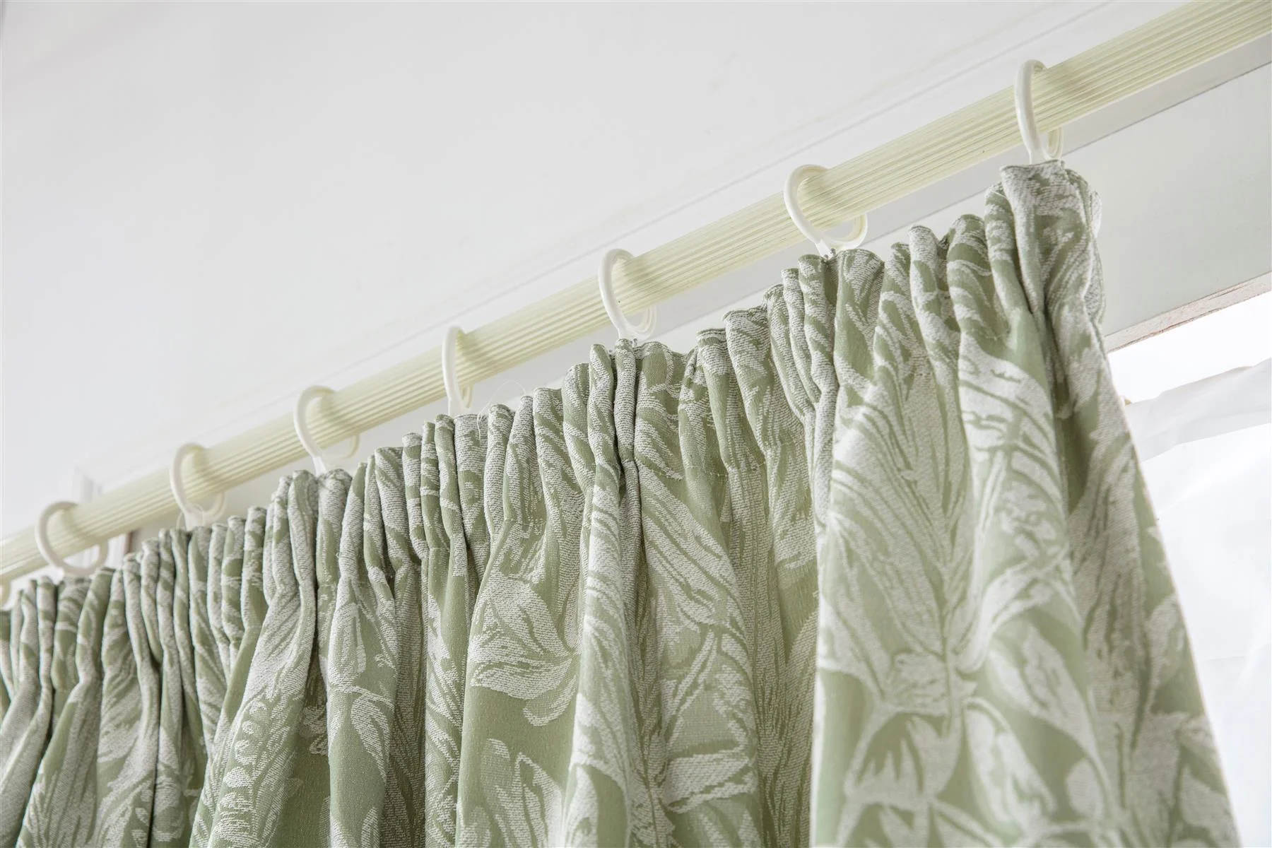 Botanic Chenille Jacquard Lined Pencil Pleat Taped Top Curtains - Image 2