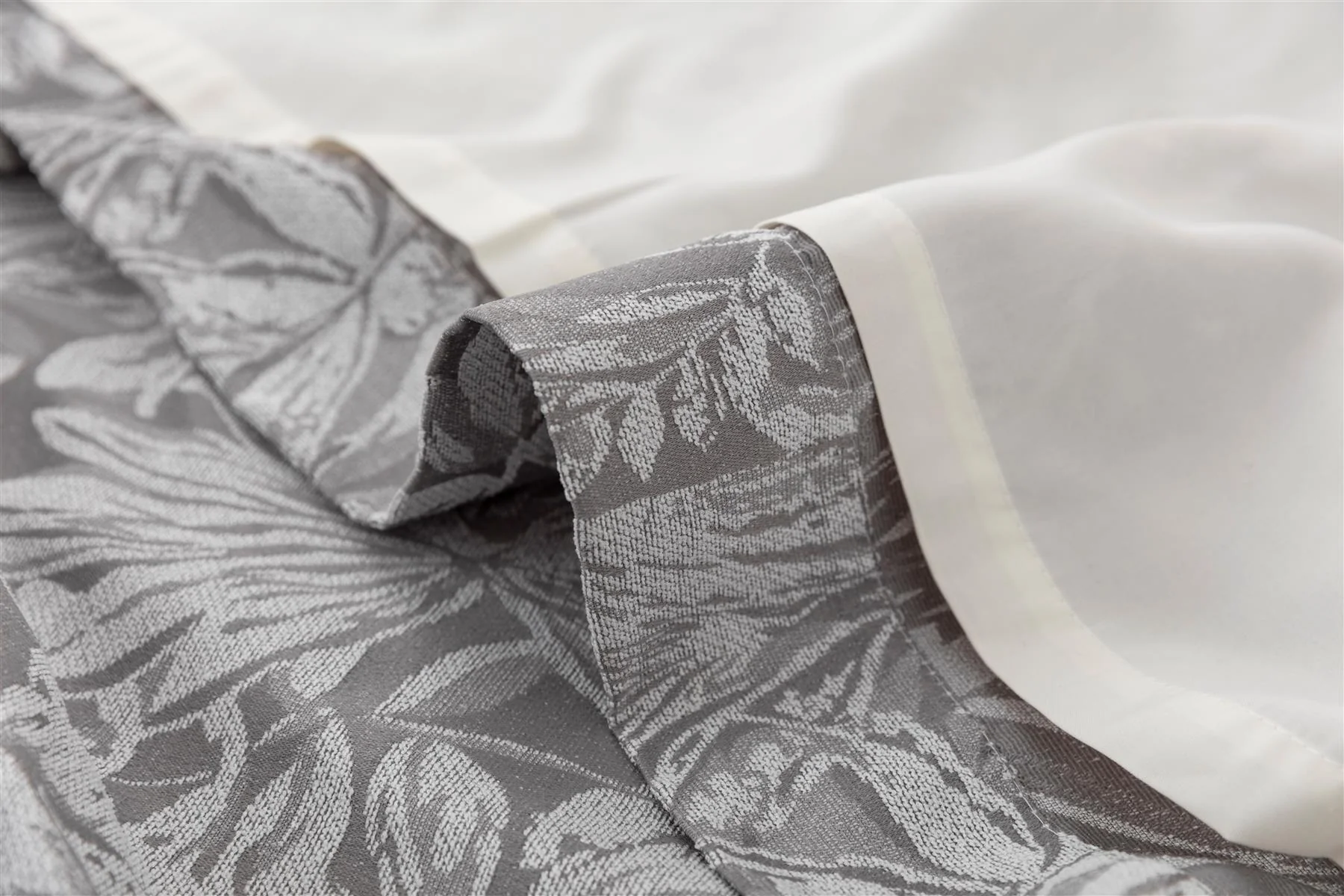 Botanic Chenille Jacquard Lined Ring Top Curtains - Image 2