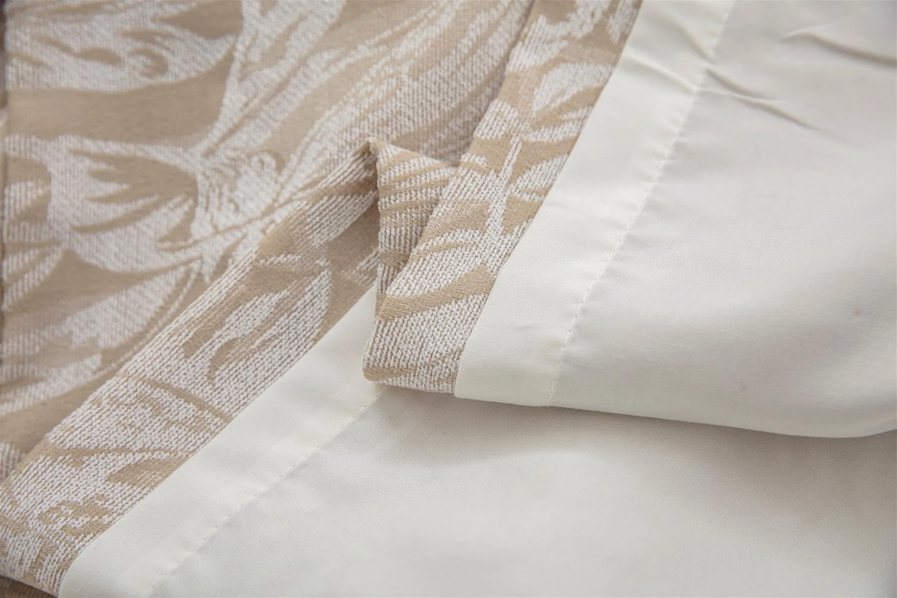 Botanic Chenille Jacquard Lined Ring Top Curtains - Image 5
