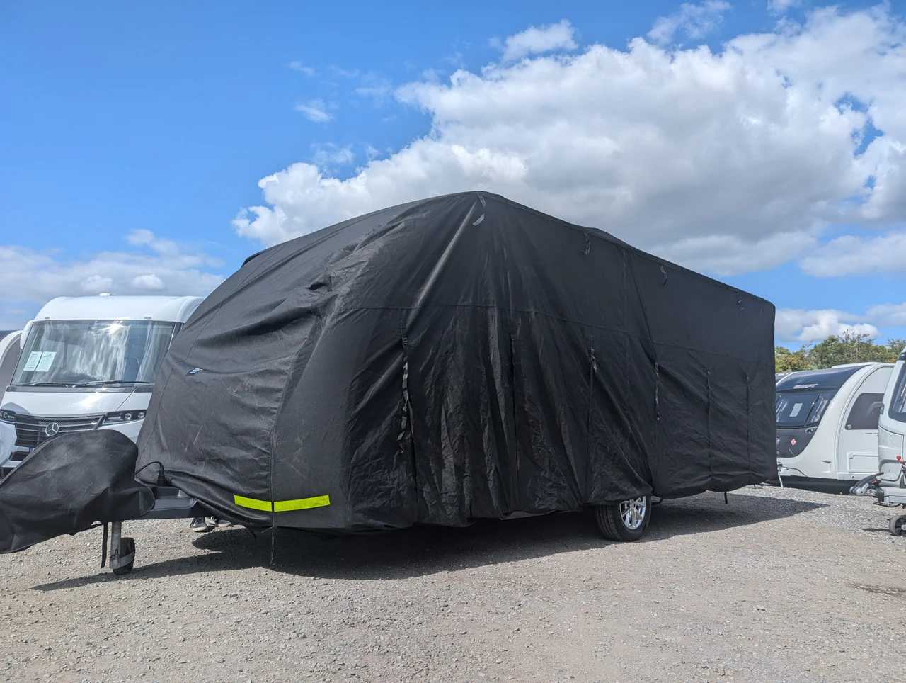 Breathable Waterproof 4Ply Caravan Cover with Free Hitch Cover Black  14-17ft - Image 4