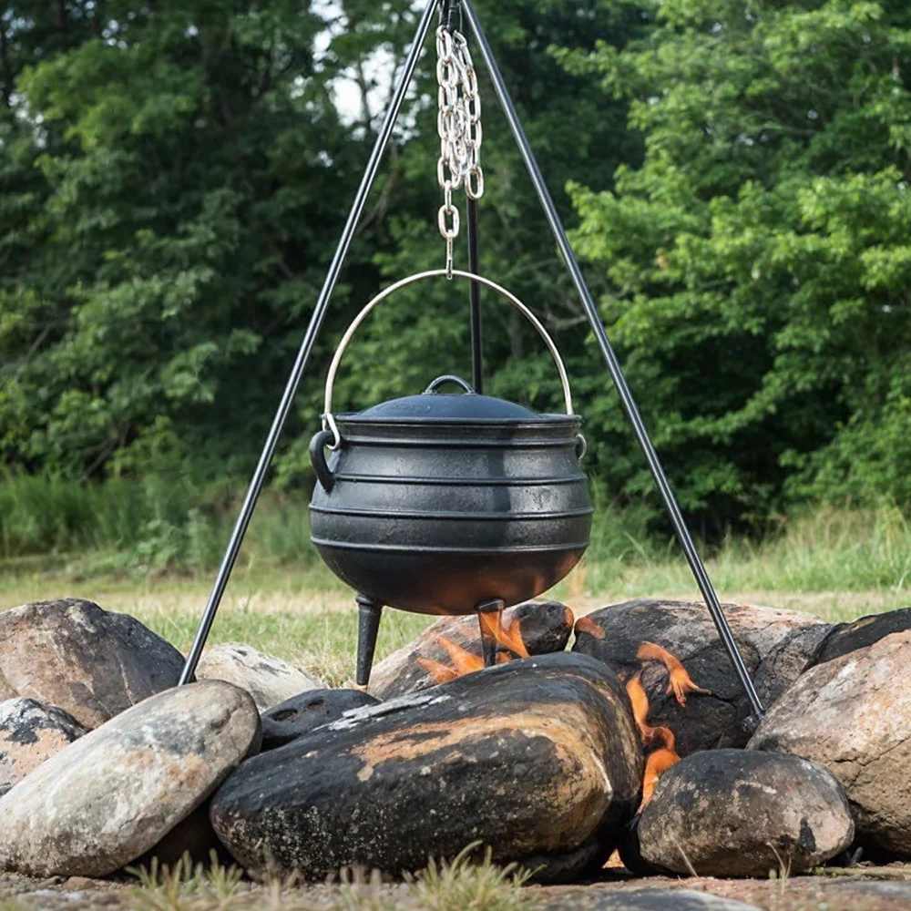 Breeins Cast Iron Cauldron with Lid - Image 2