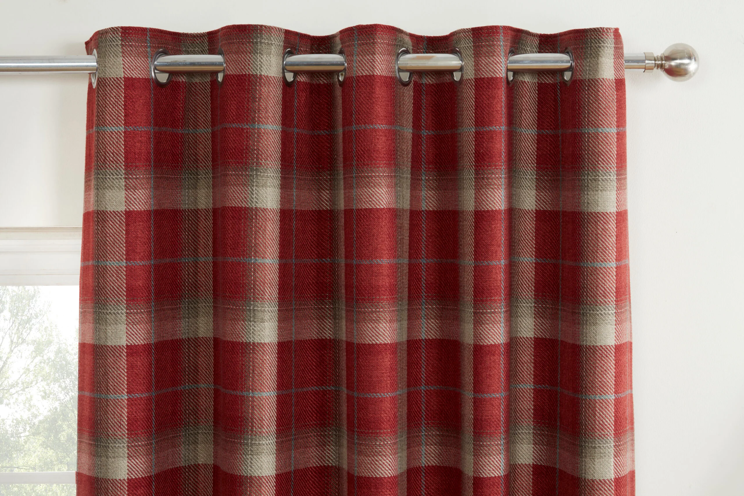 CARNOUSTIE RED CUSHION COVER - Image 3