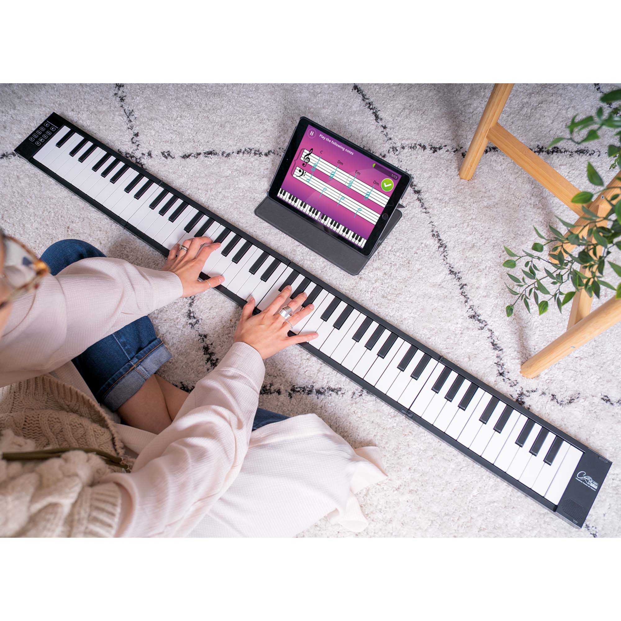 Carry-On 88 Key Touch Sensitive Folding Piano - Black - Image 7