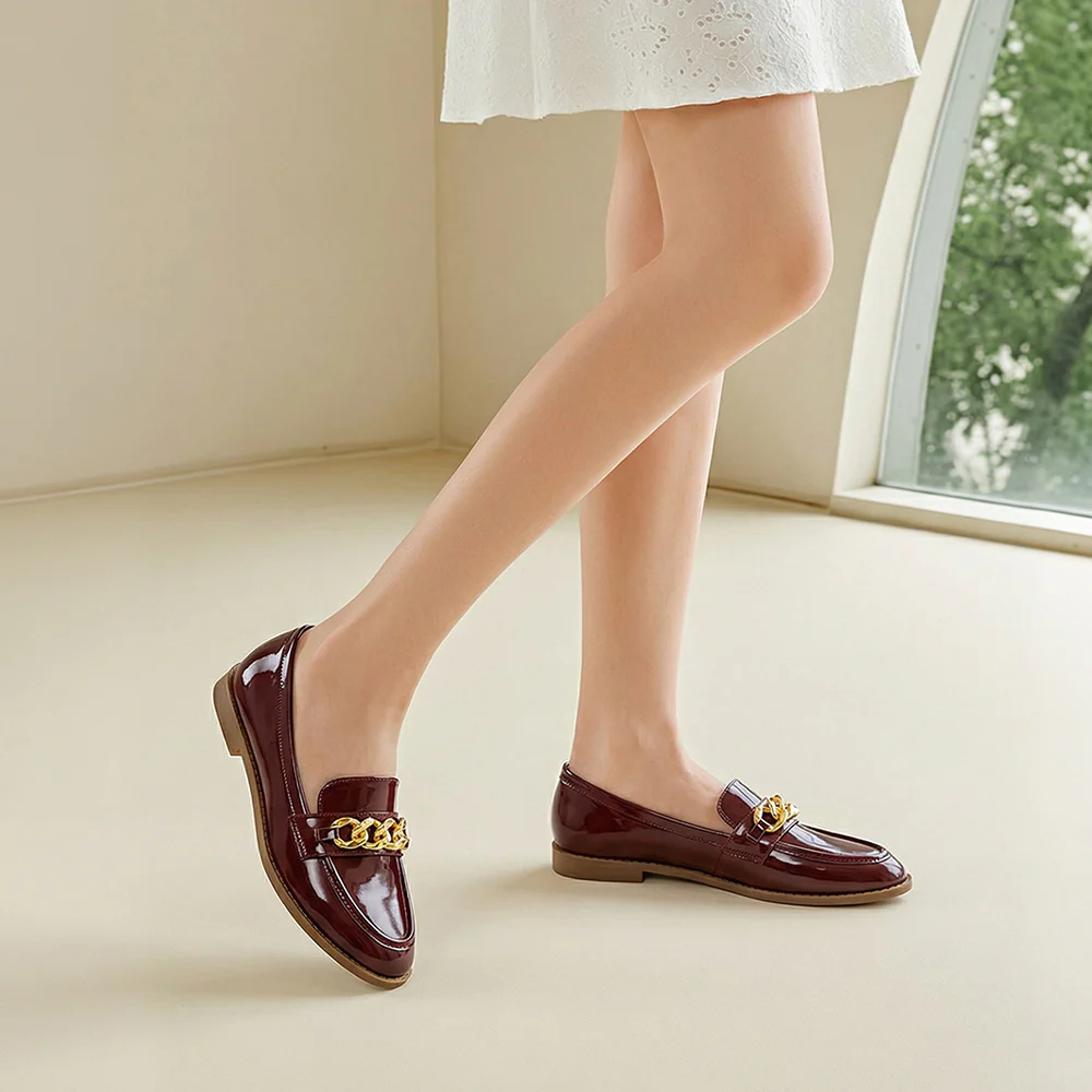 Casual Closed Toe Slip-on Chain Loafers with Low Heel - Red - Image 2