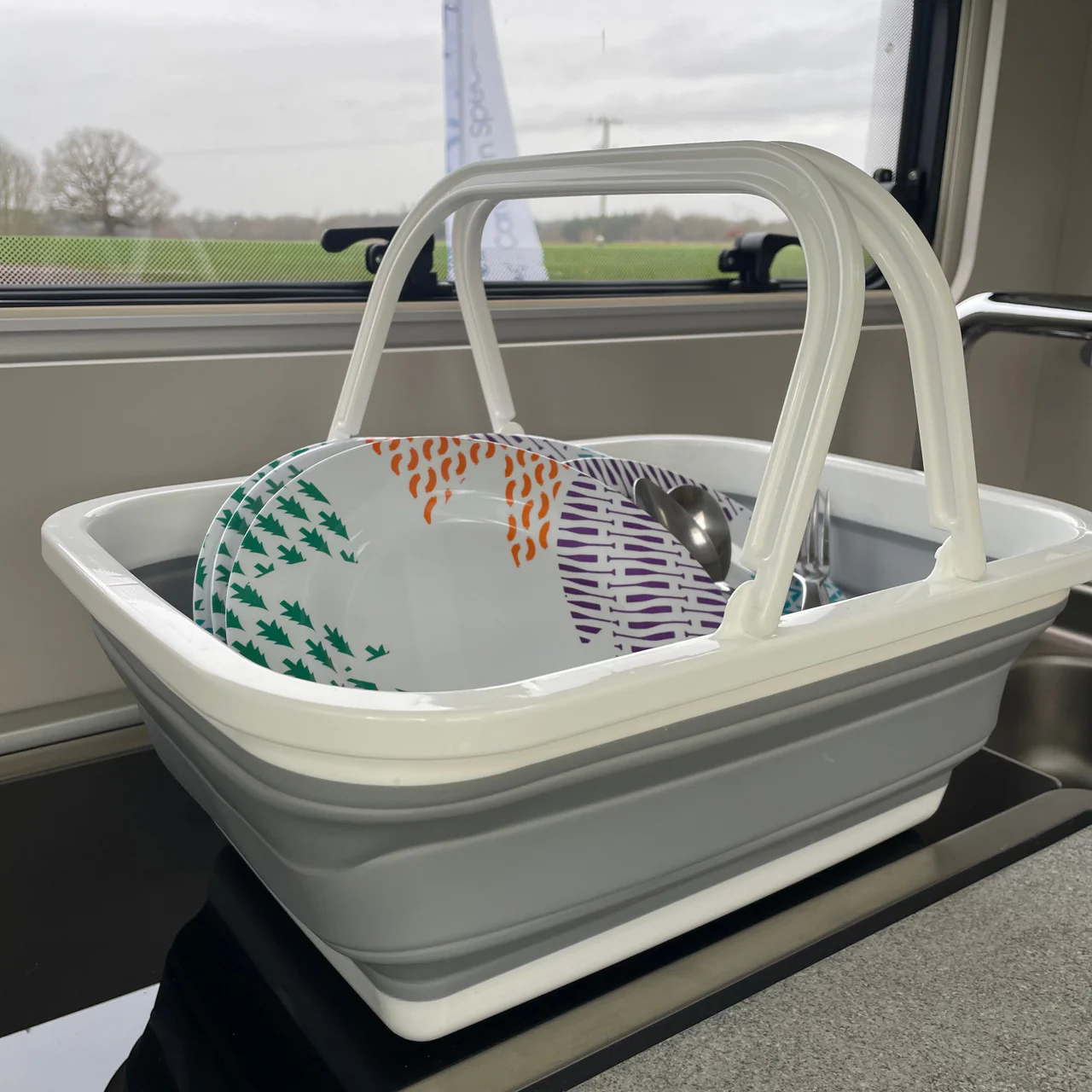 Collapsible Washing Bowl with Handles - Image 3