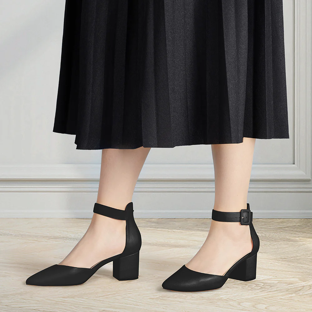 Comfortable Closed Toe Block Heels Pumps - Image 2