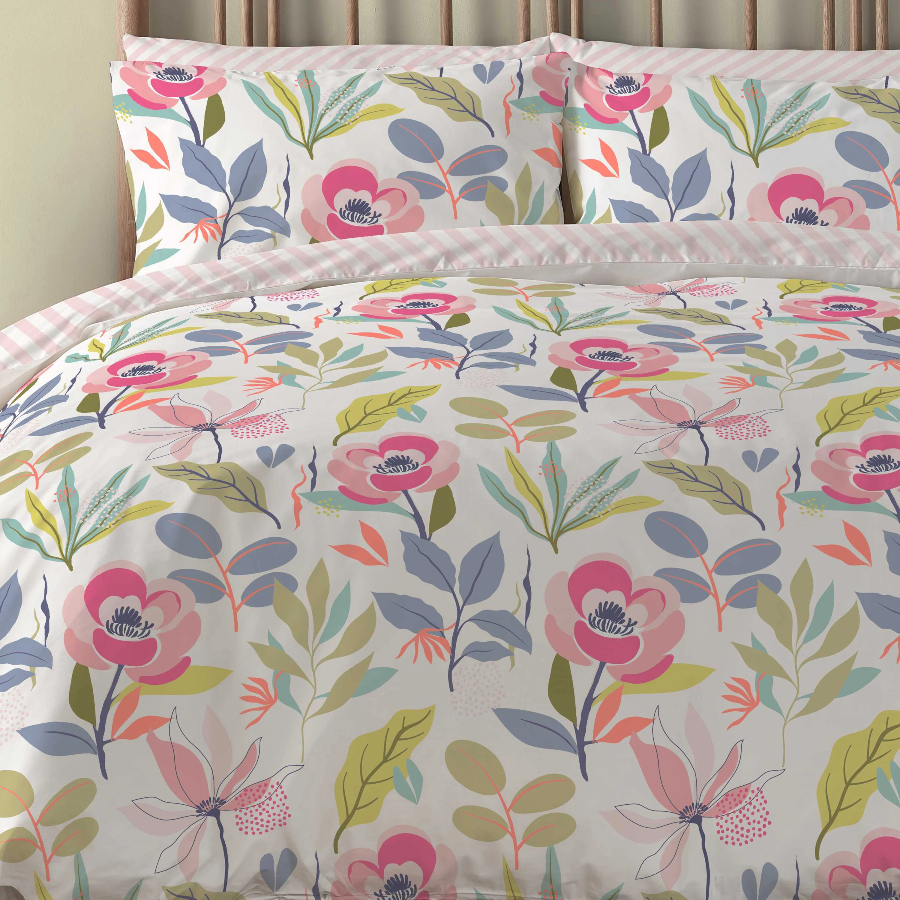 Copenhagen Home Mia Floral Double Duvet Cover Set with Pillowcases - Bright Multicolour - Image 2