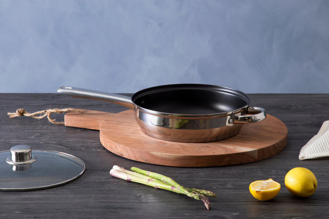 Crosse 24cm Stainless Steel Non Stick Frypan With Glass Lid - Image 6