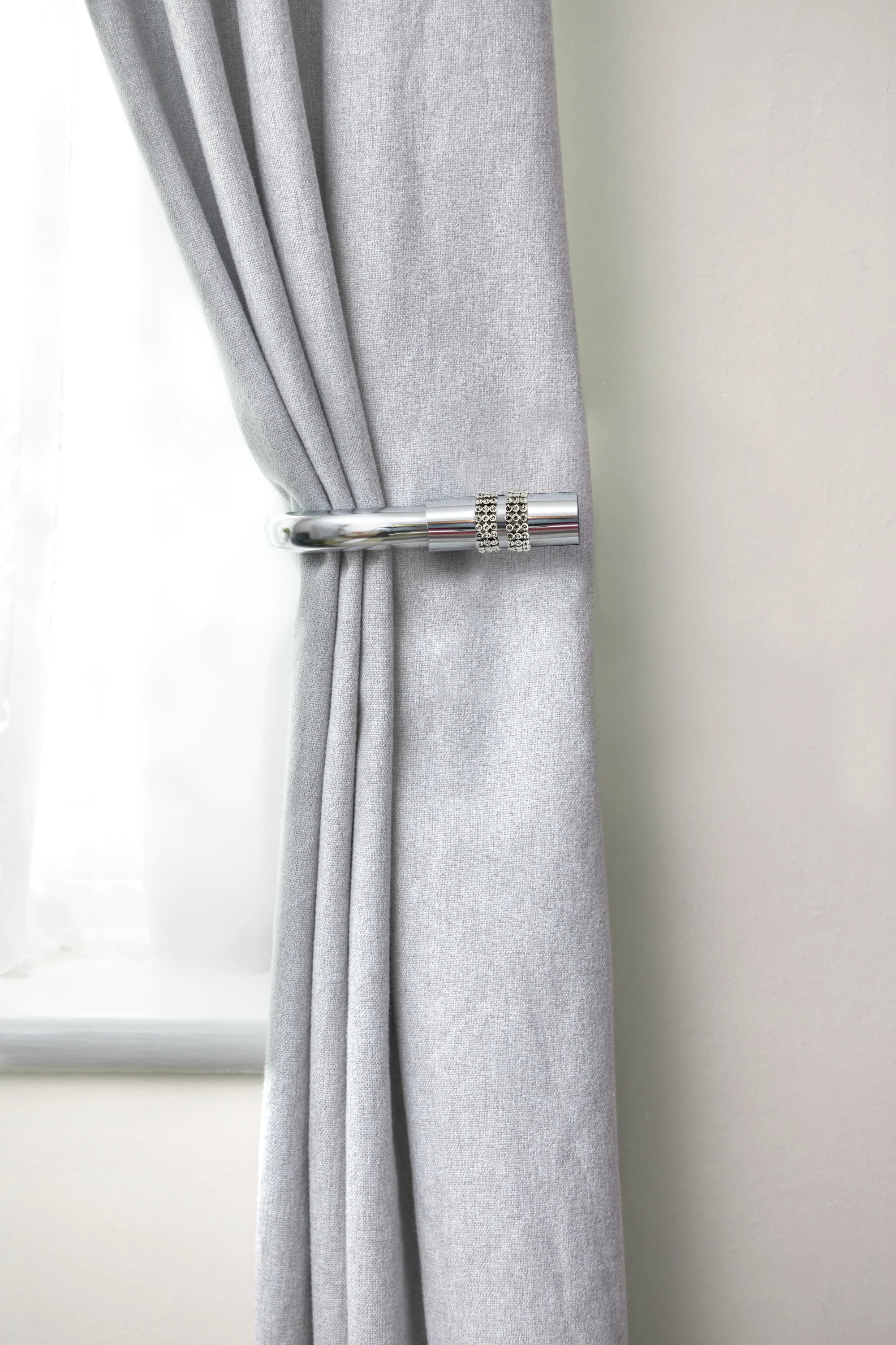 Diamante - Pair of Holdaback Tiebacks with End Finials in Matt Black - Image 9
