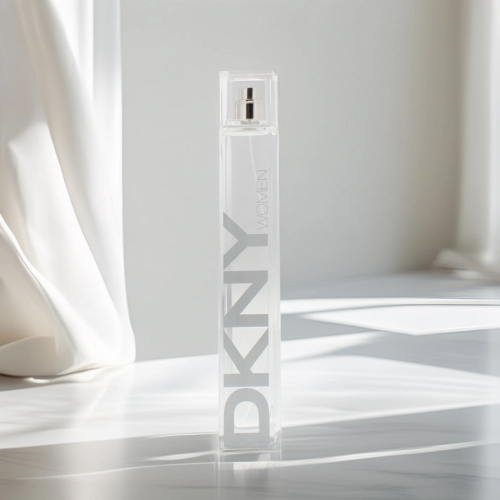 DKNY Women Eau de Toilette 100ml - Image 2