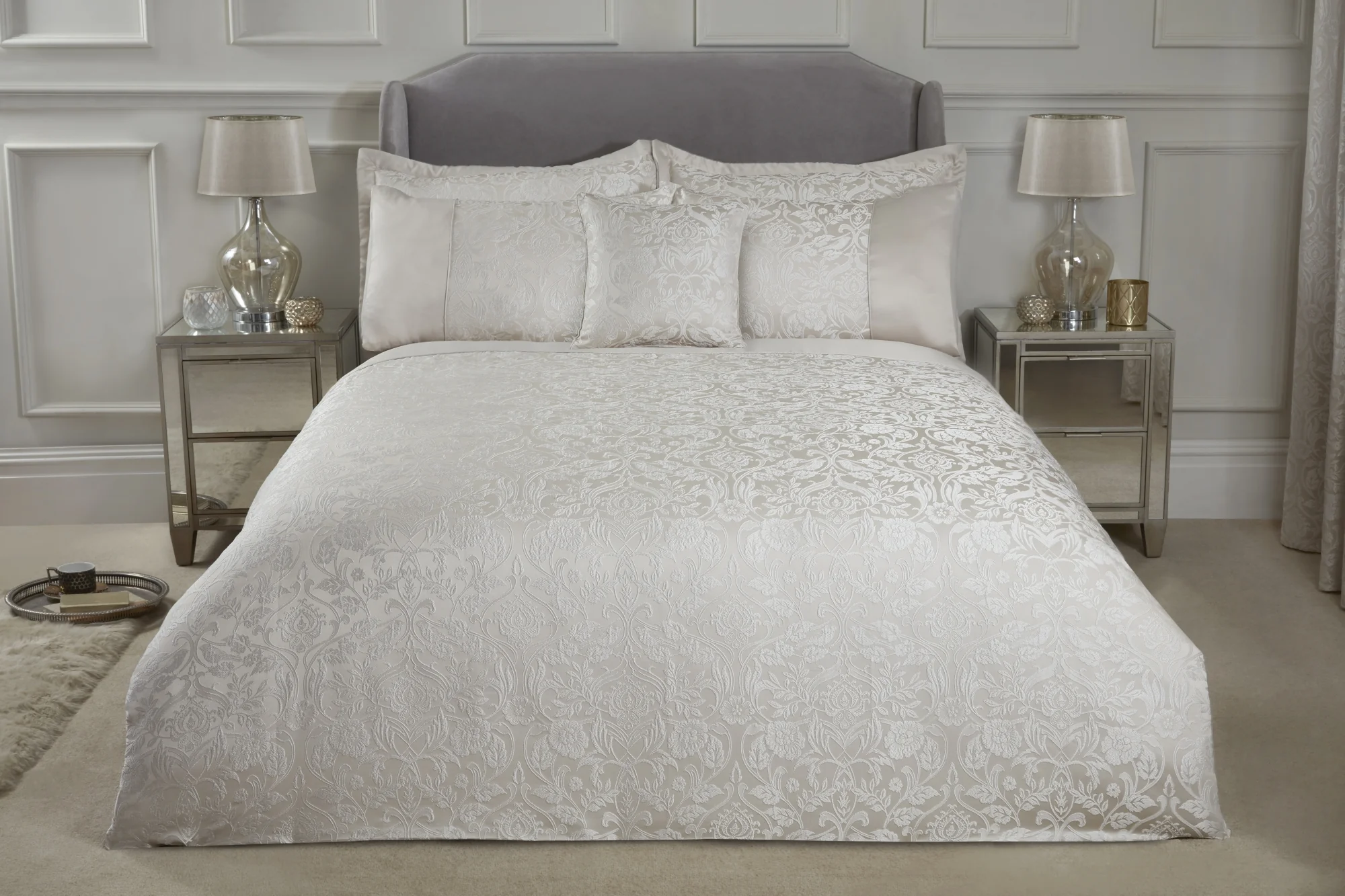 Eden - Embellished Jacquard Duvet Set in Cream - Image 2