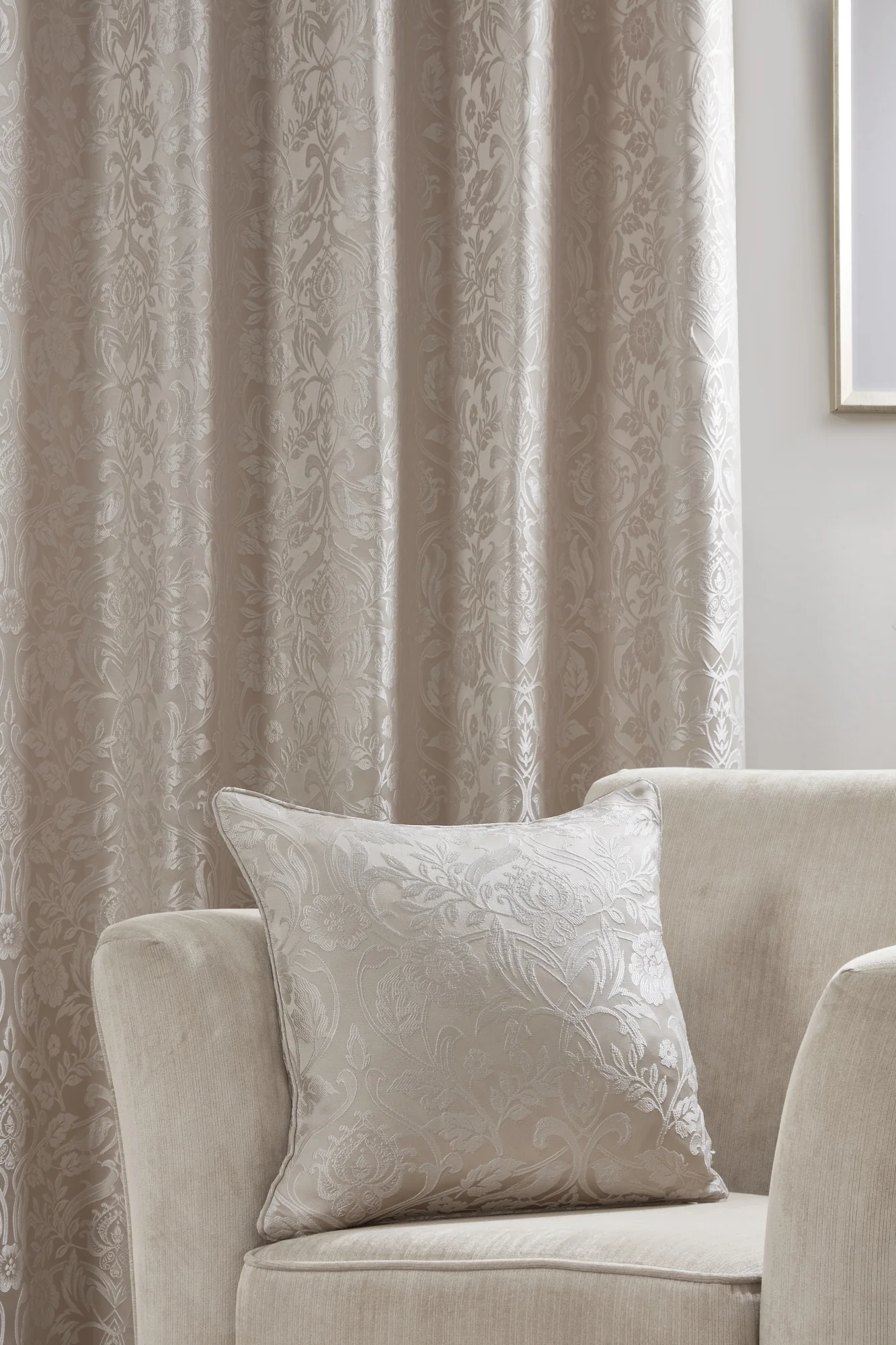 Eden - Jacquard Cushion Cover in Cream - Image 2