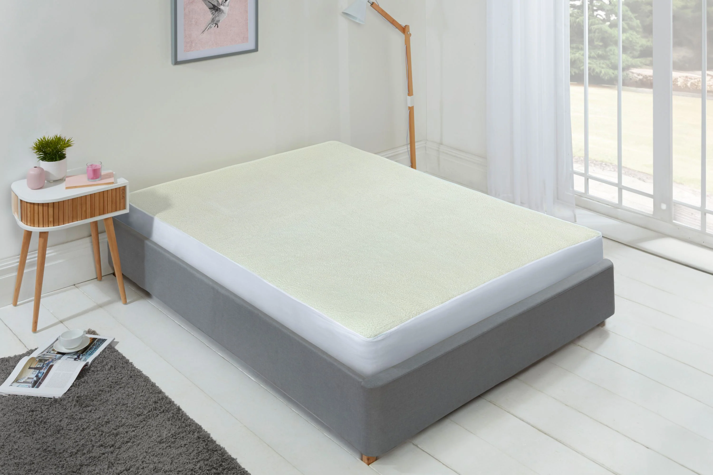 Fleecy Underblanket Mattress Topper In Cream - Image 3