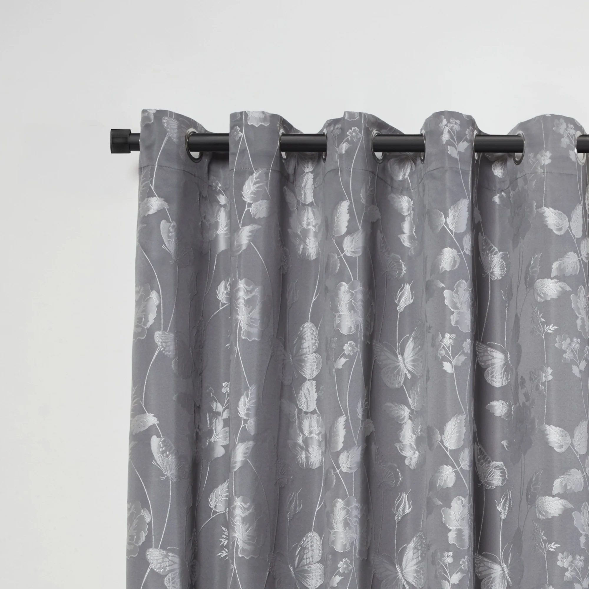 Full Stop - Extendable Curtain Pole with pair of end finials in Matt Black