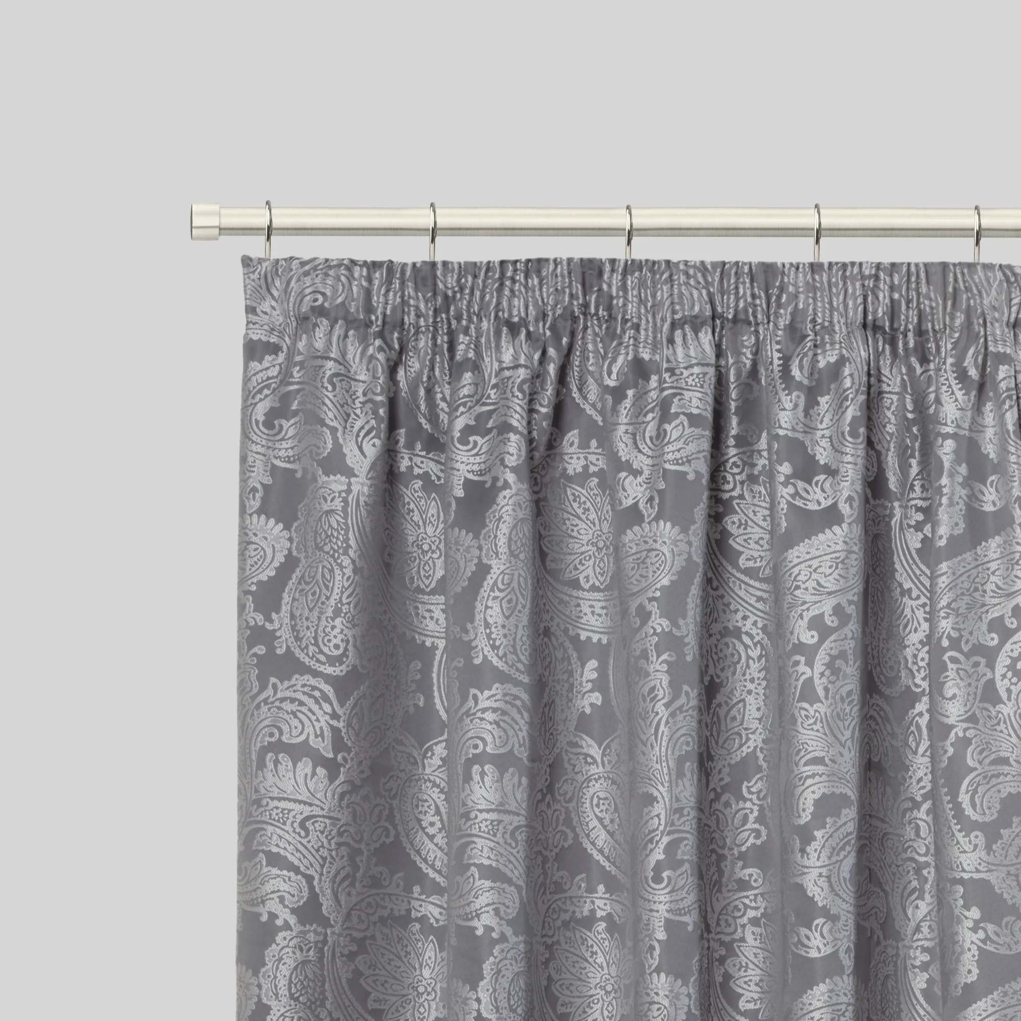 Full Stop - Extendable Curtain Pole with rings and pair of end finials in Brushed Silver