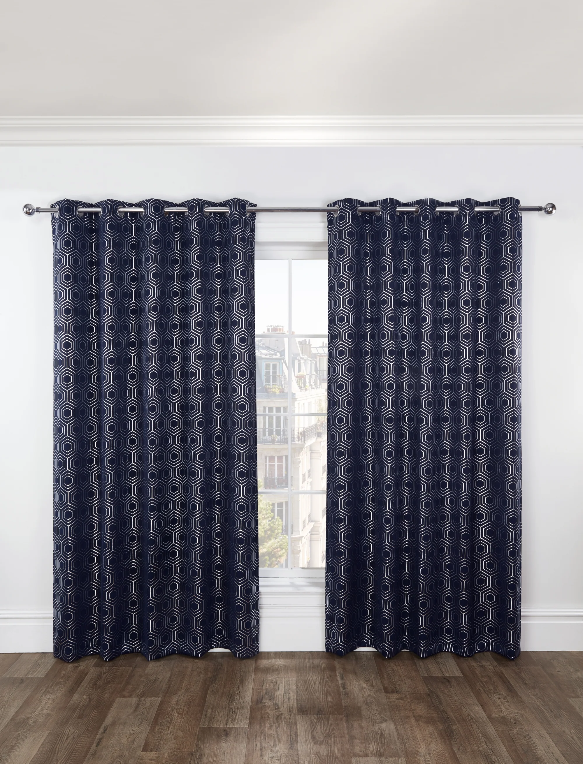 Hartford - Woven Thermal Blackout Eyelet Curtains in Navy - Image 5