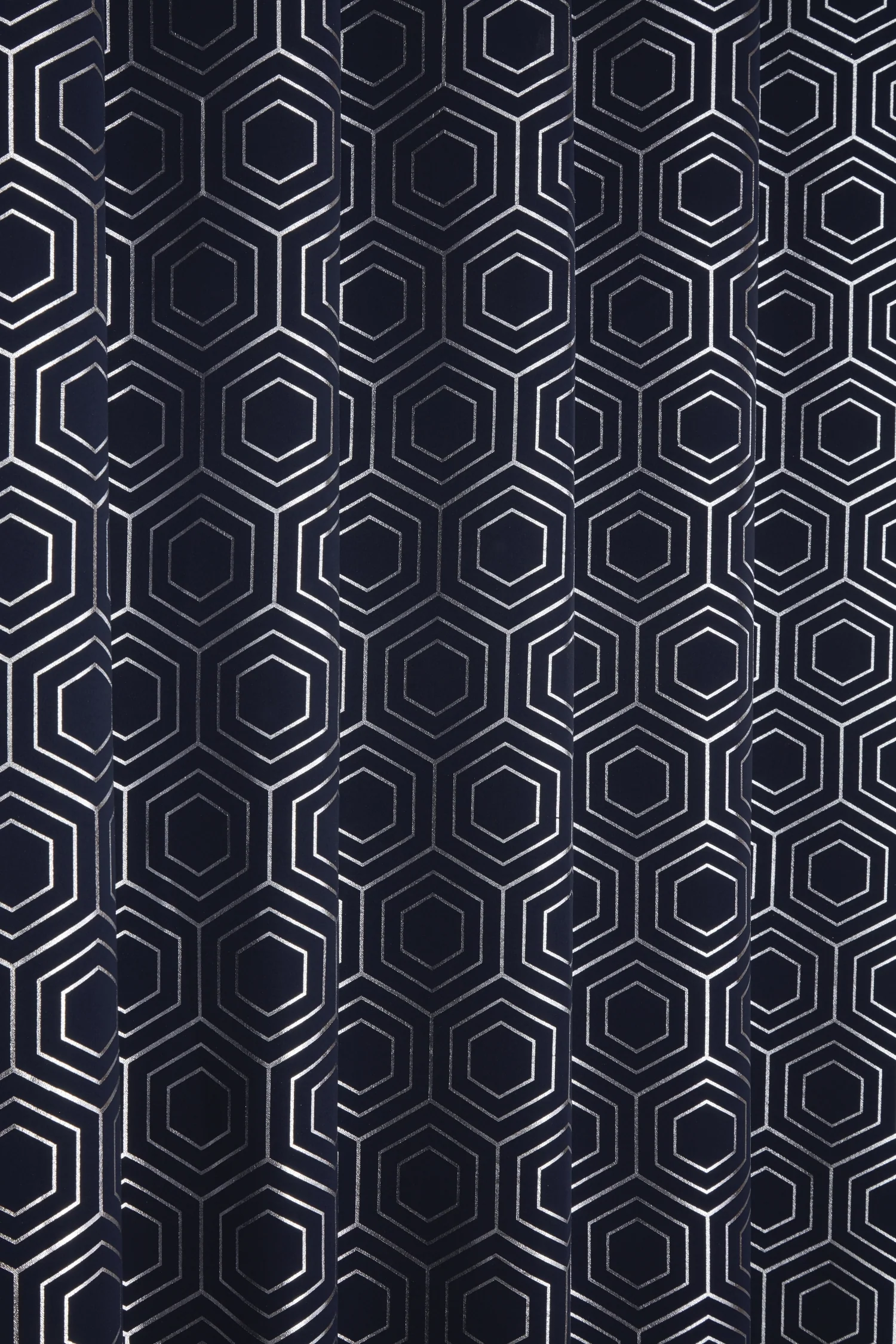 Hartford - Woven Thermal Blackout Eyelet Curtains in Navy - Image 3