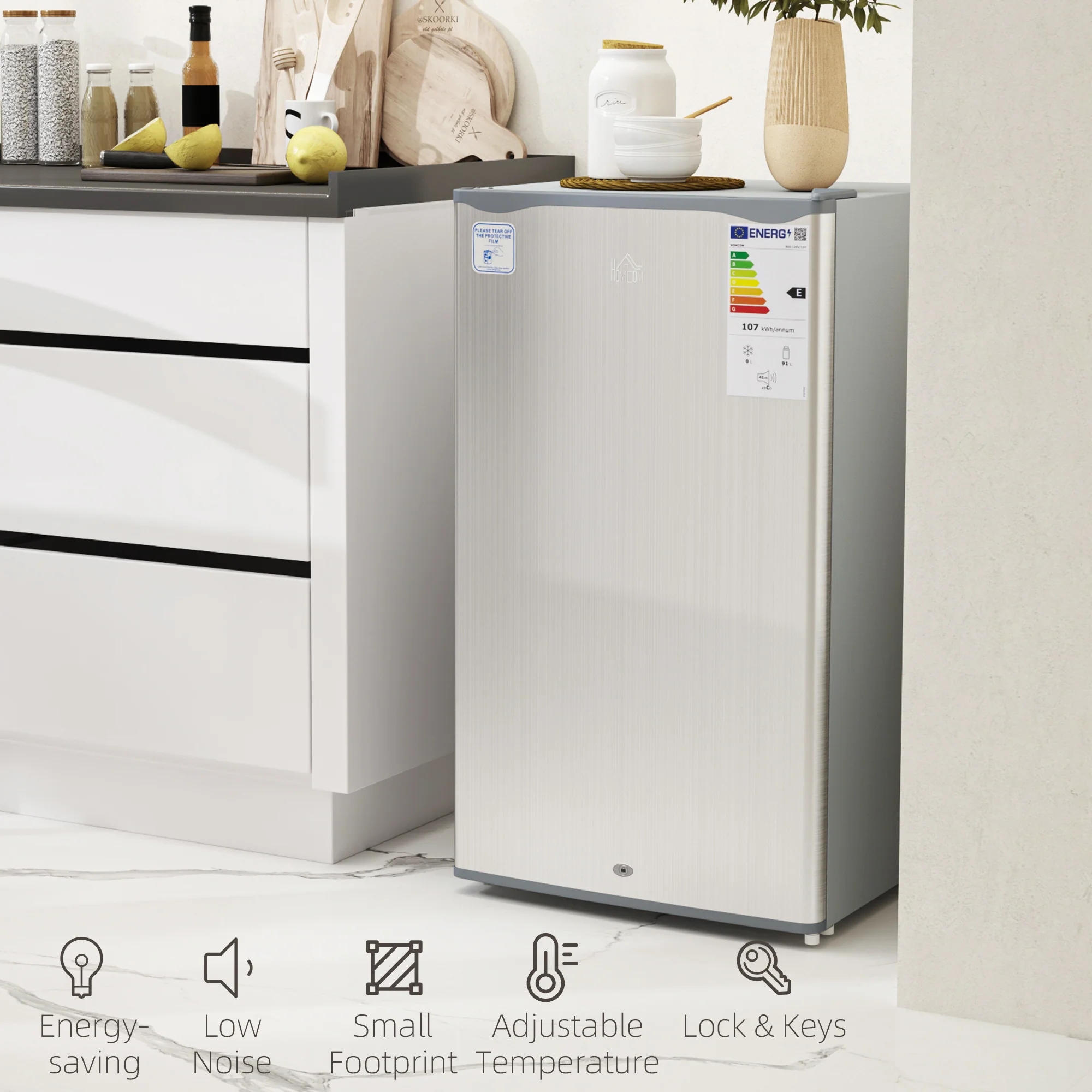 HOMCOM 91L Freestanding Under Counter Fridge With Lock - Image 26