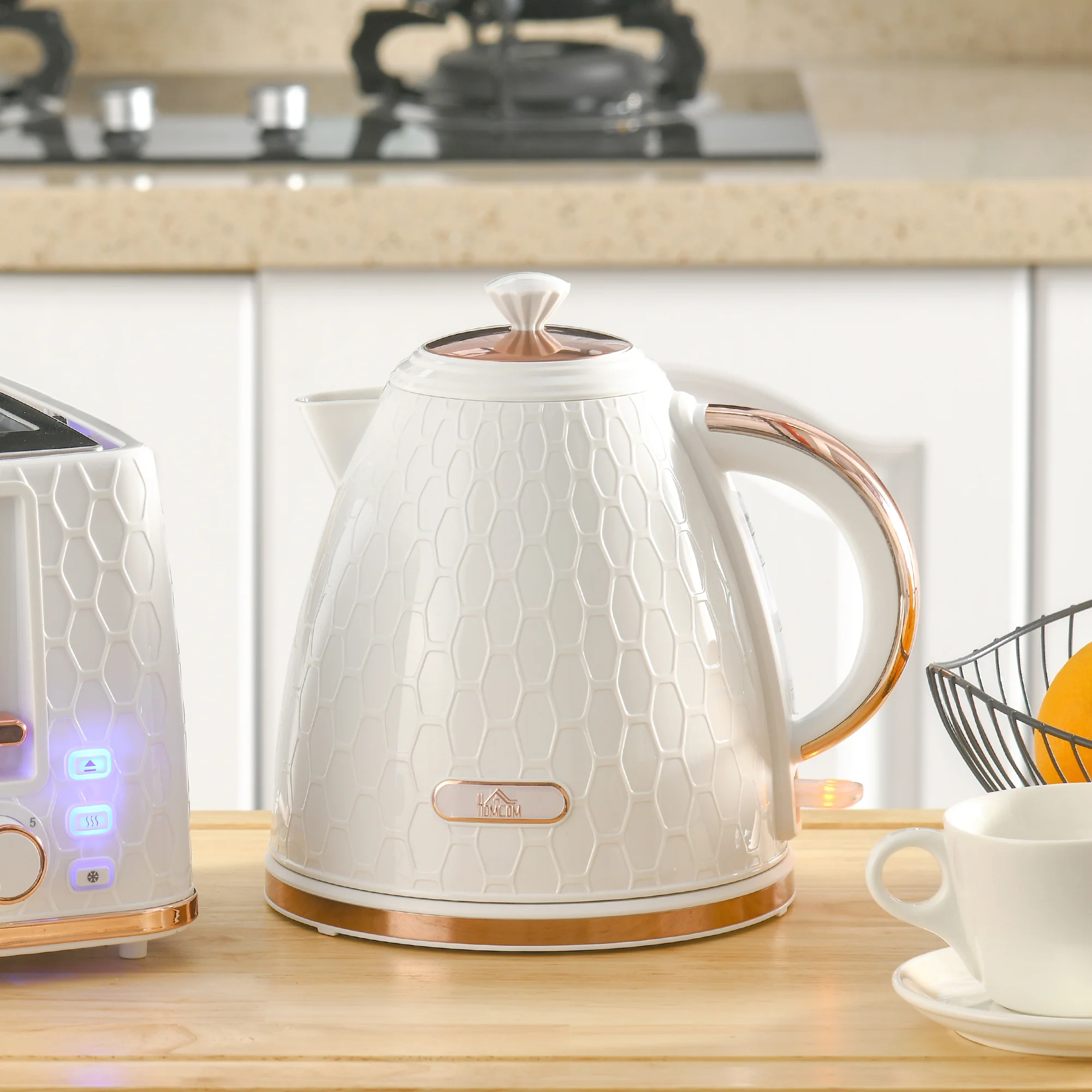 HOMCOM Electric Kettle, Fast Boil, 1.7L, 3kW, Swivel, Auto Shut-off - Image 2