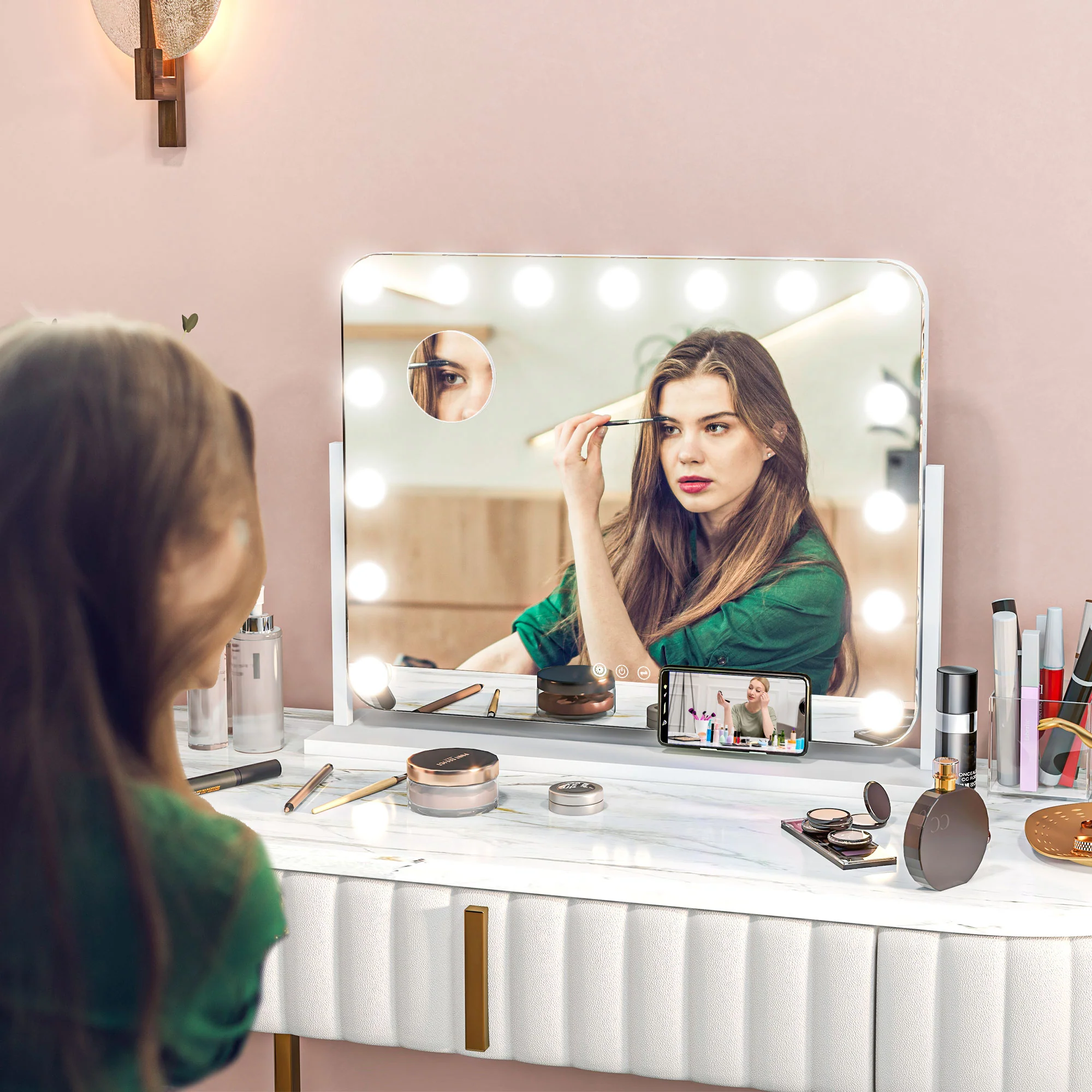 HOMCOM Hollywood Dimmable Lighted Makeup Mirror With Magnifier, USB Port - Image 2