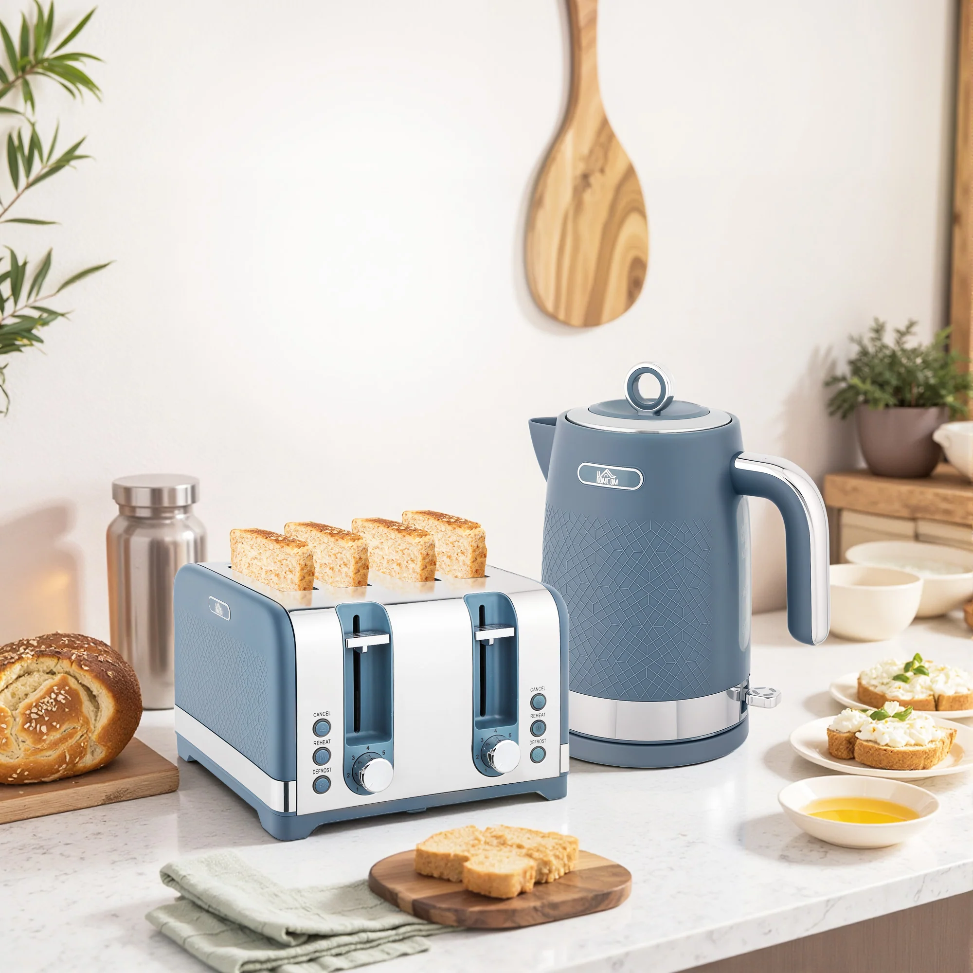 HOMCOM Kettle And Toaster Set With 3000W Rapid Boil, 4 Slice Toaster, Blue - Image 2