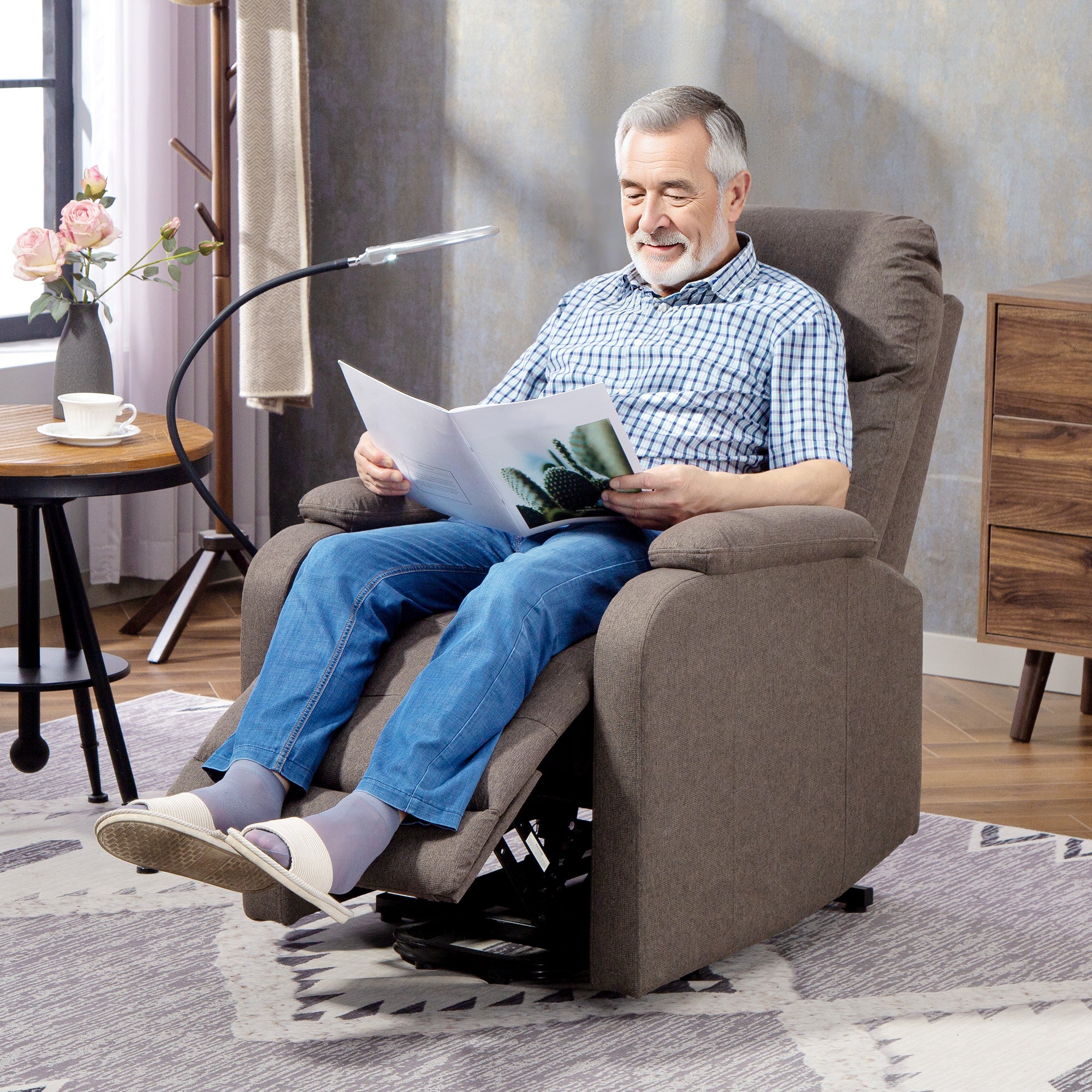 HOMCOM Linen Fabric Electric Recliner Chair With Remote Control - Image 8