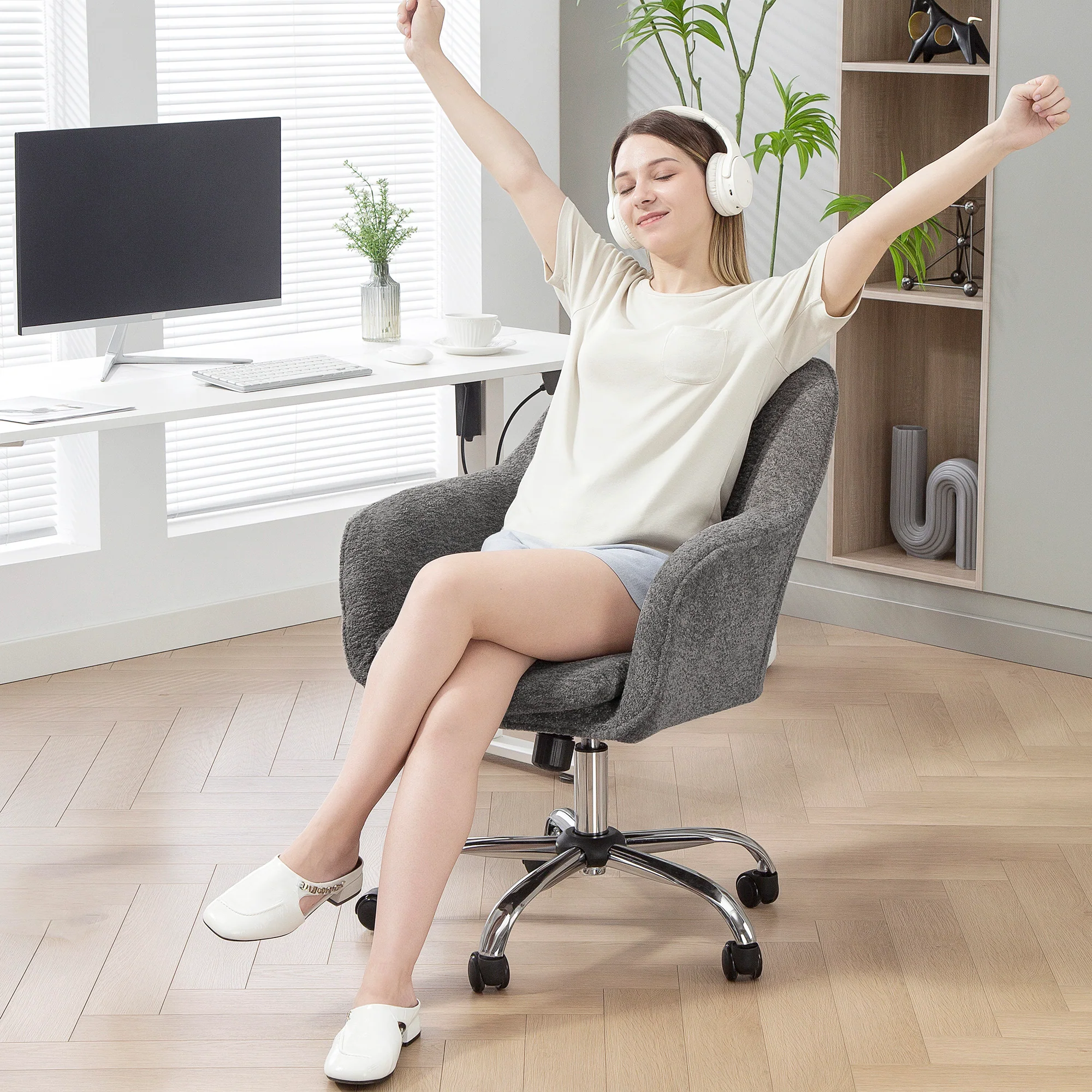 HOMCOM Modern Velvet Office Desk Chair For Bedroom, Living Room - Image 27