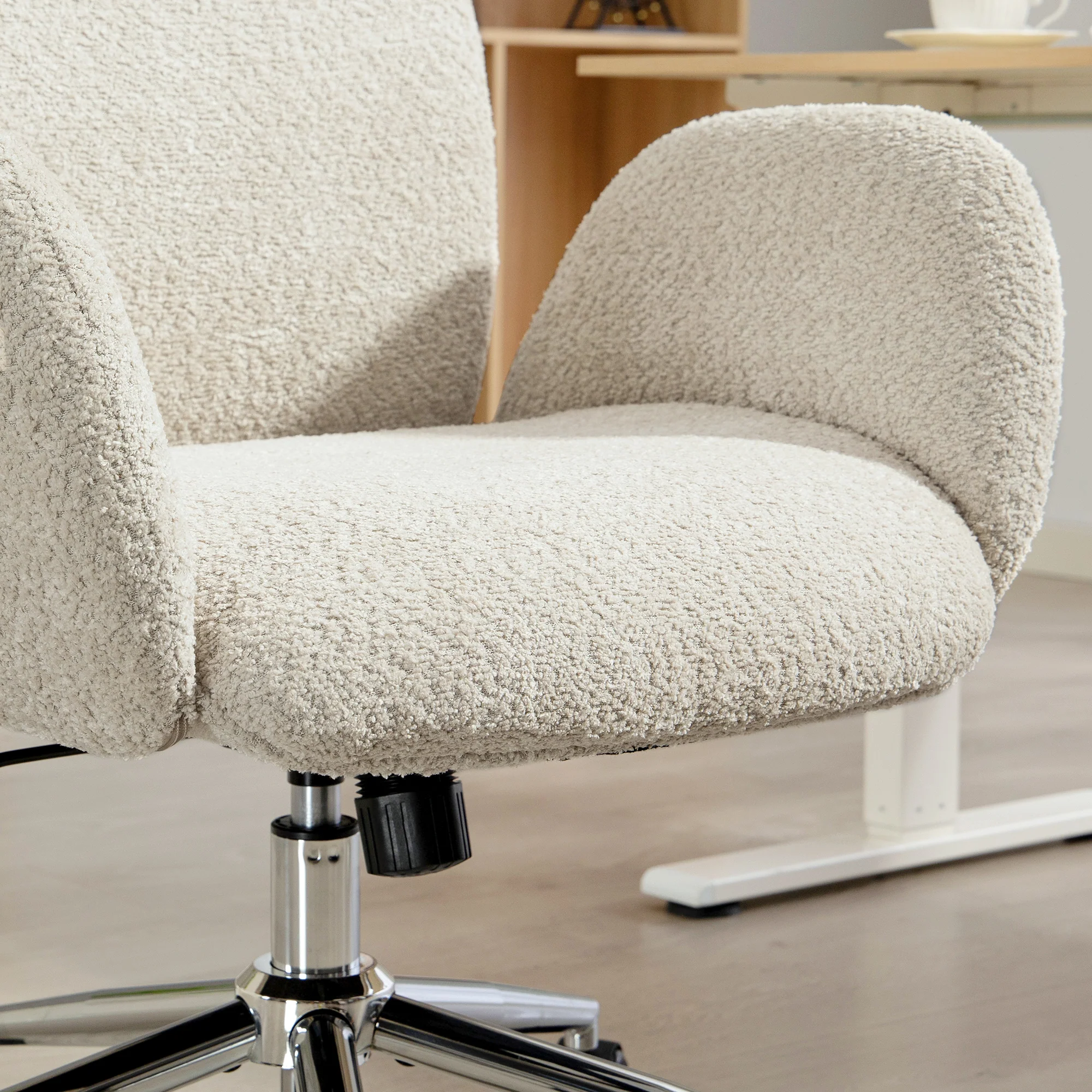 HOMCOM Office Chair With Adjustable Headrest, Comfy Desk Chair, Pale Grey - Image 9