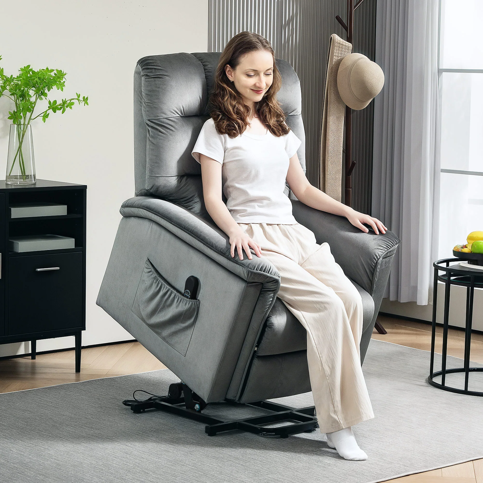 HOMCOM Power Lift Recliner Chair for Elderly w/ Remote Control - Image 11