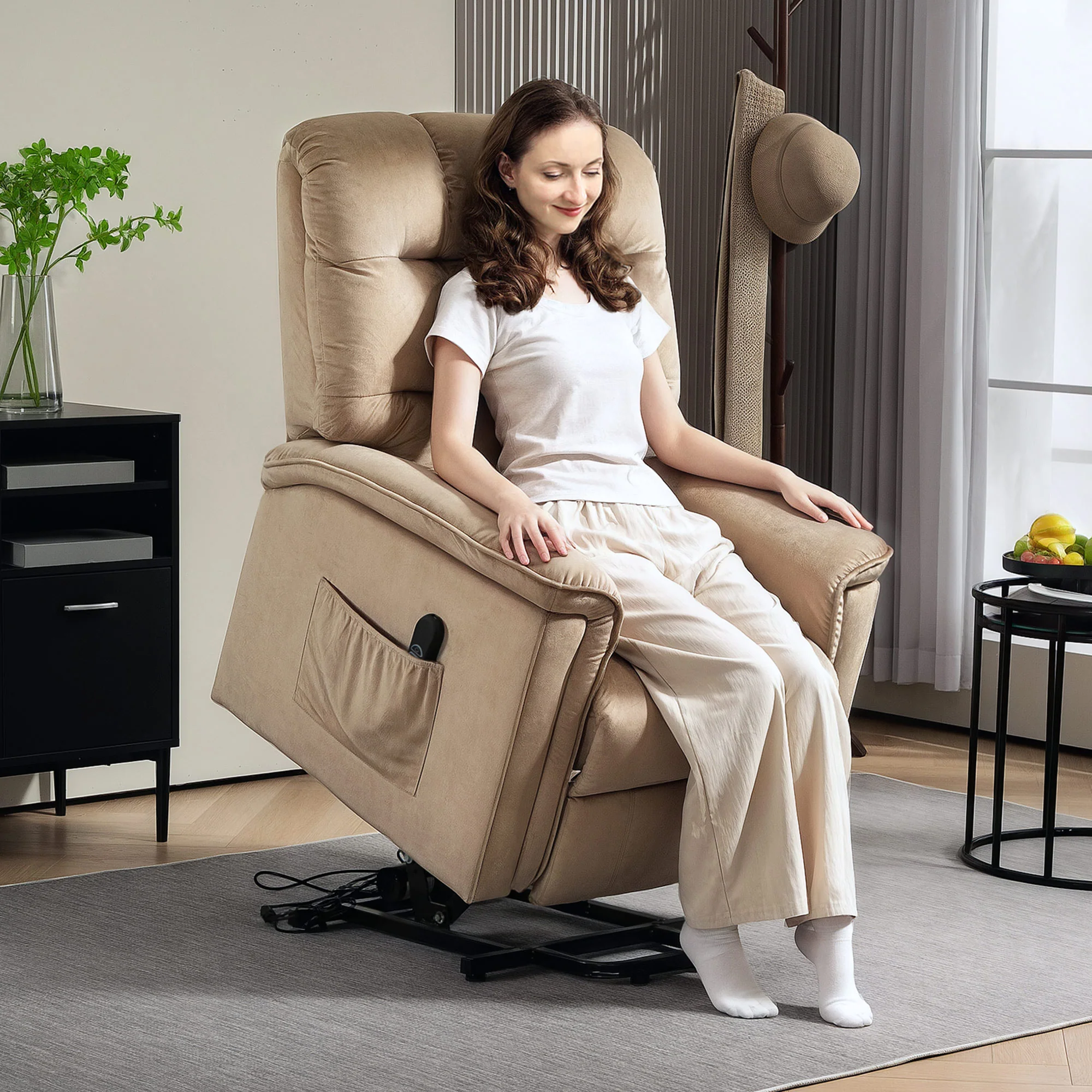 HOMCOM Power Lift Recliner Chair for Elderly w/ Remote Control - Image 2