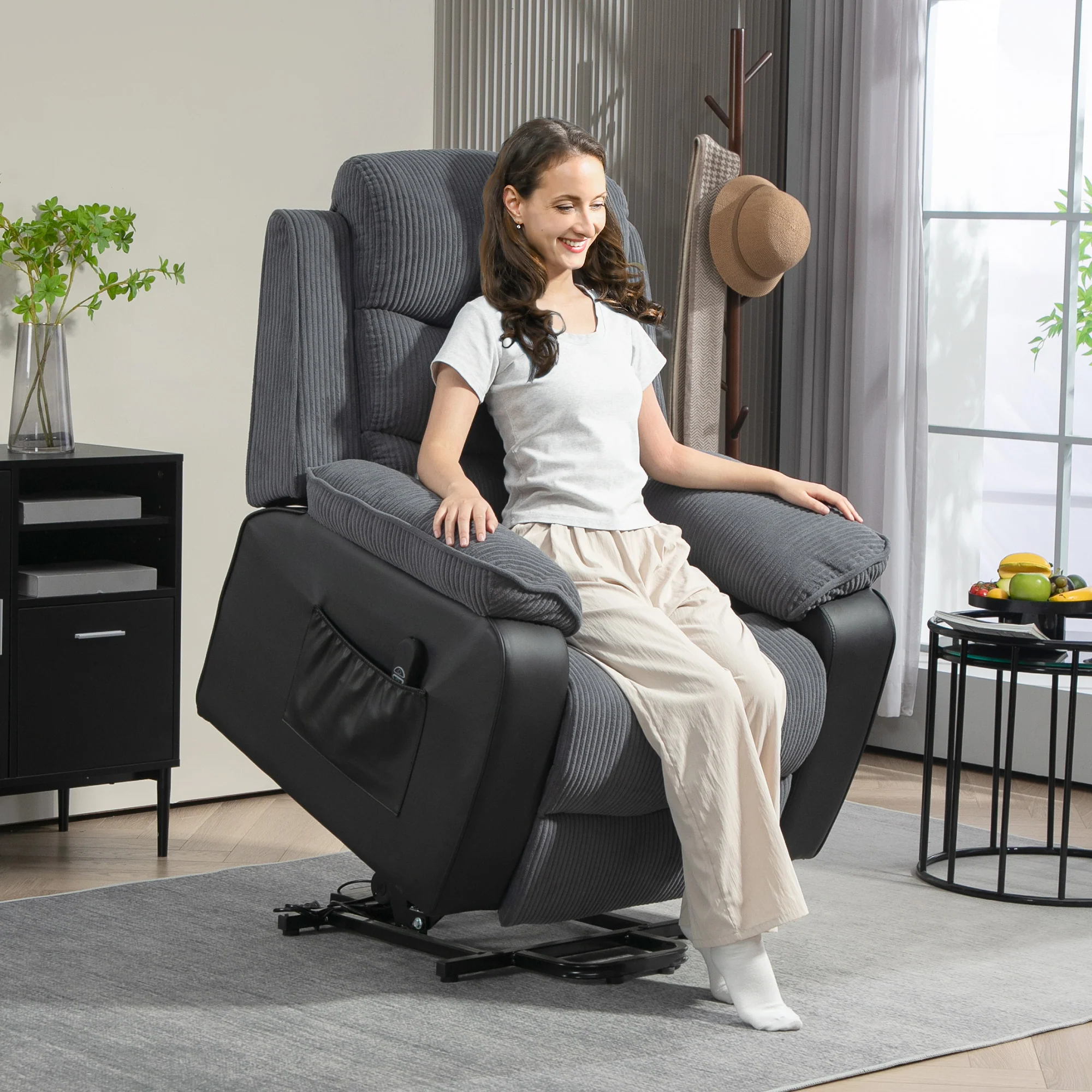 HOMCOM Power Lift Riser and Recliner Chair with Remote Control - Image 11