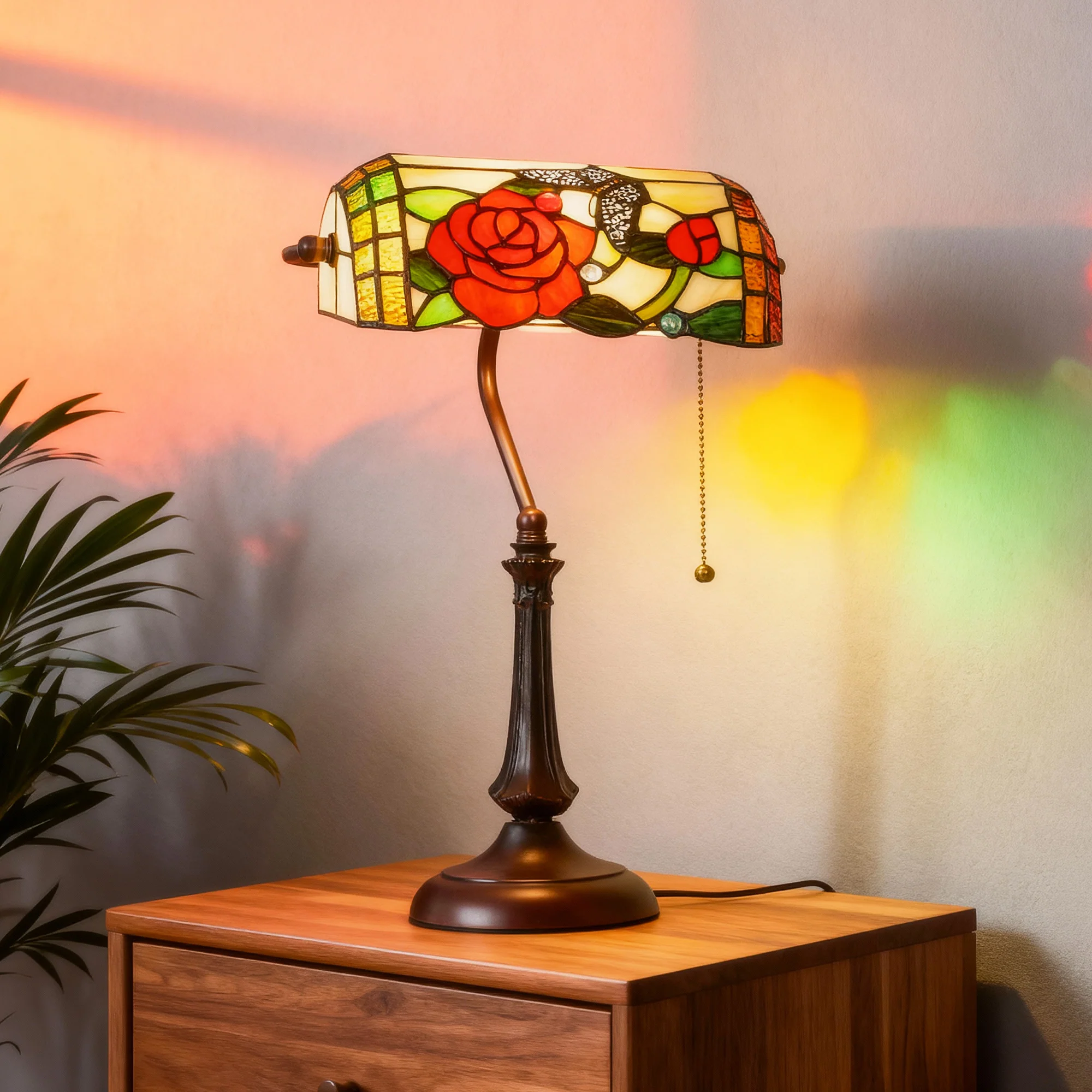 HOMCOM Tiffany-Style Stained Glass Table Lamp, Handcrafted Antique Bedside - Image 7