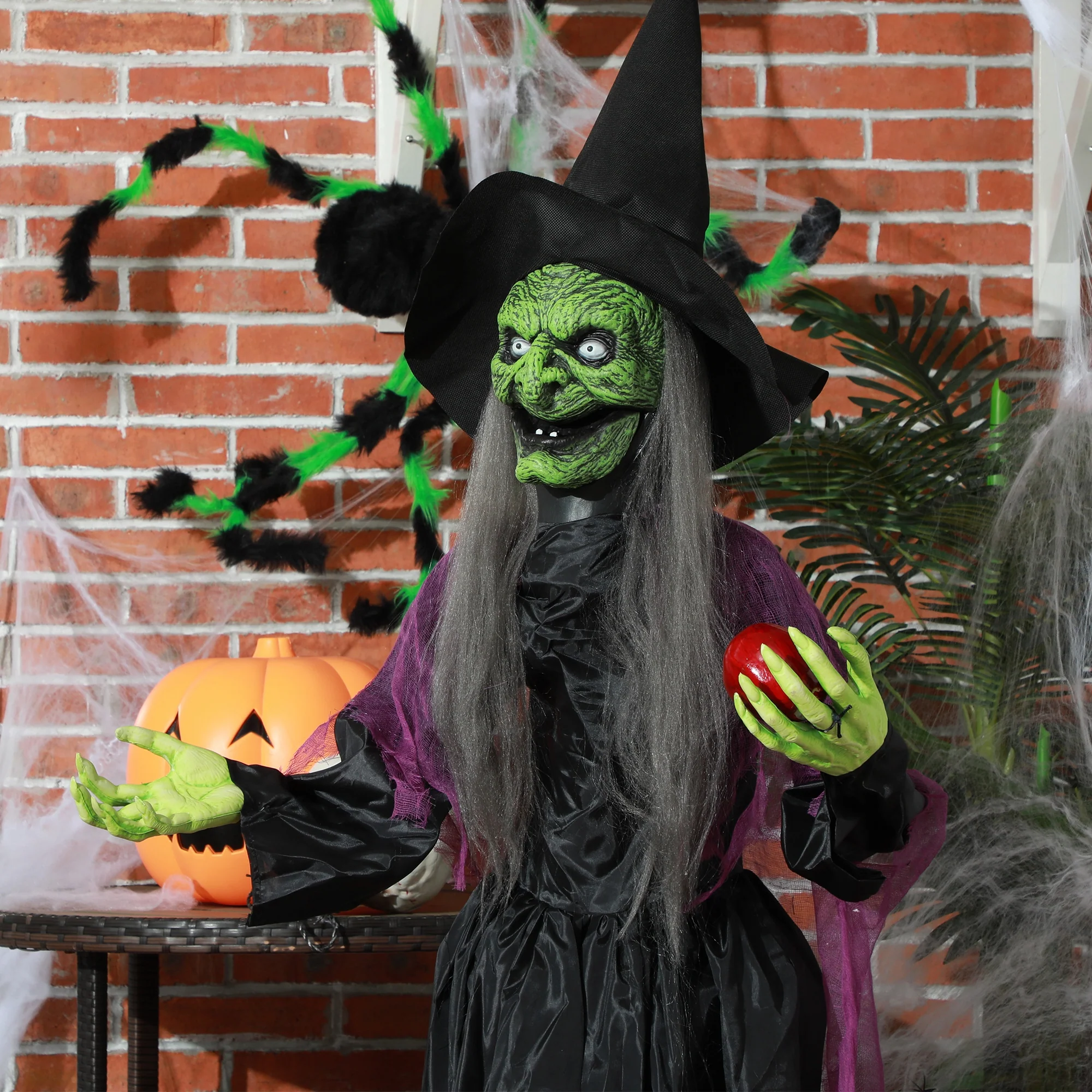 HOMCOM Voice Activated Halloween Animatronics Witch, Battery Operated - Image 9