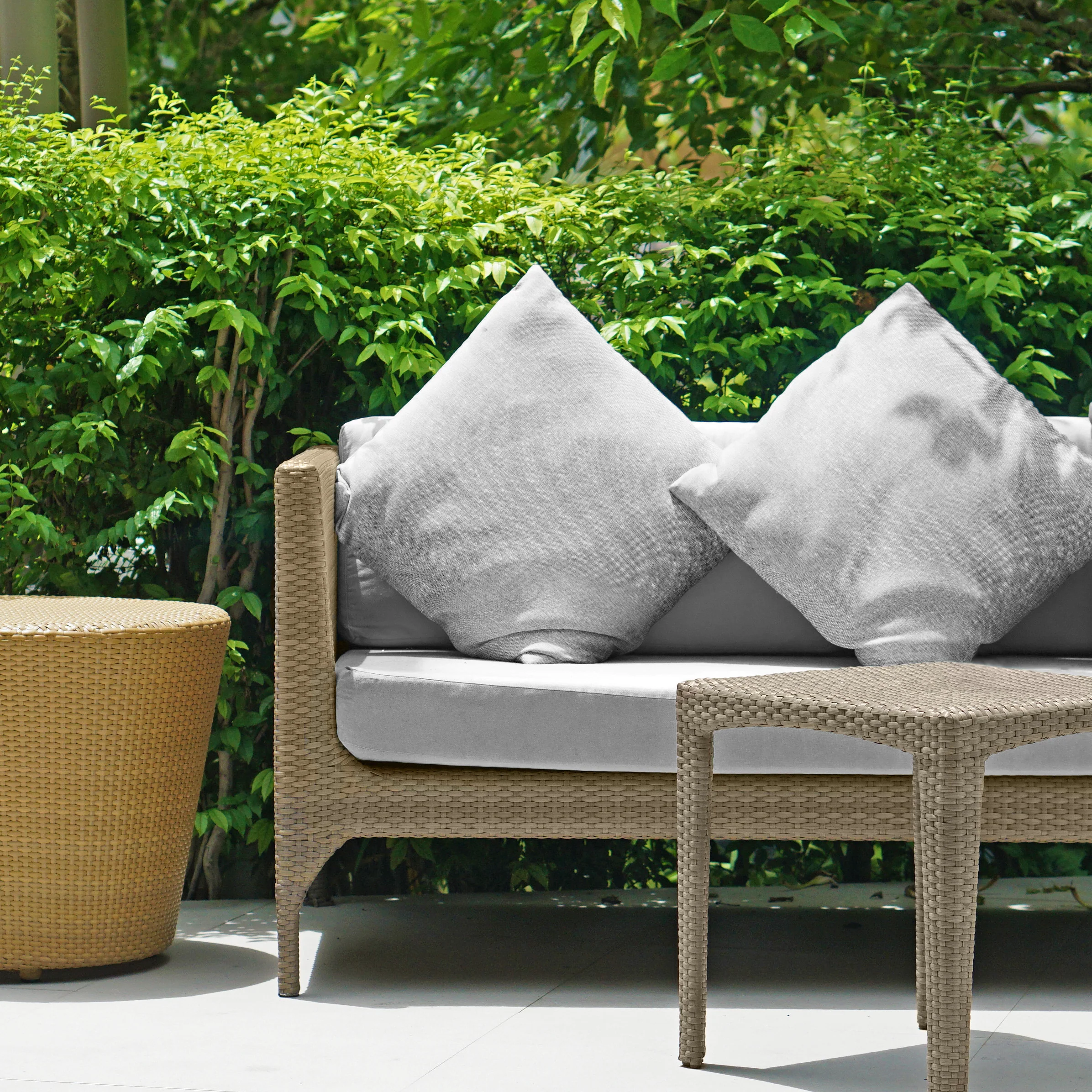 Jardin Waterproof Indoor/Outdoor Cushion Cover In Silver