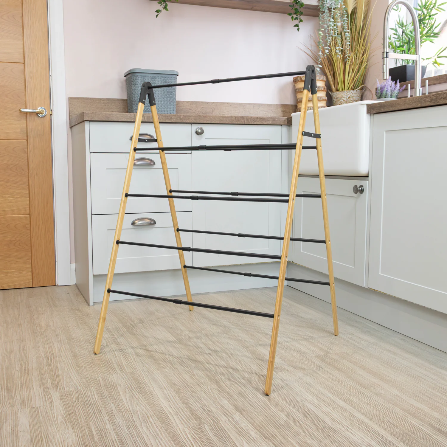 JVL Bamboo Extendable 4 Tier Laundry Clothes Airer Ladder, 6M - Image 7