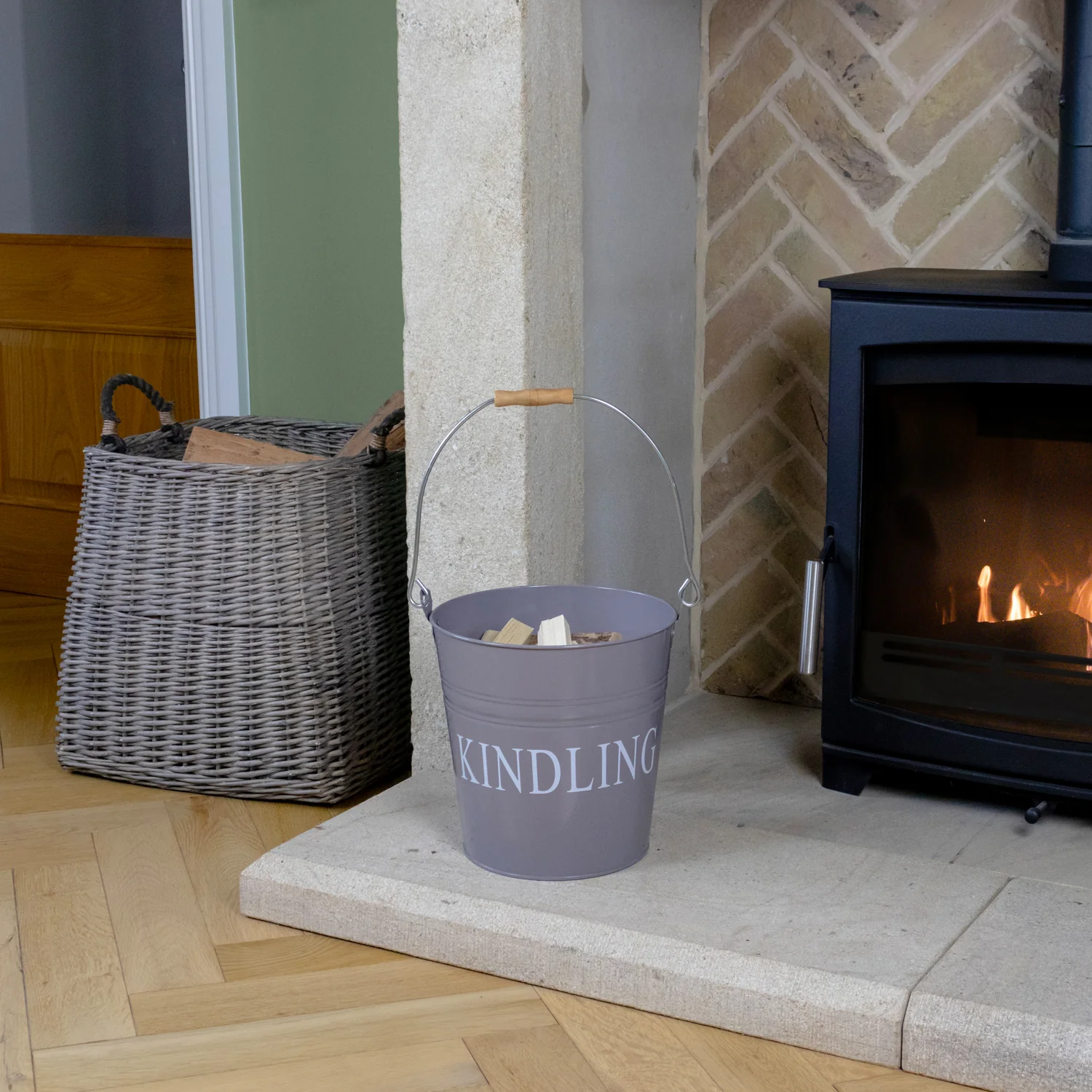JVL Charlton Fireside Kindling Bucket - Image 11