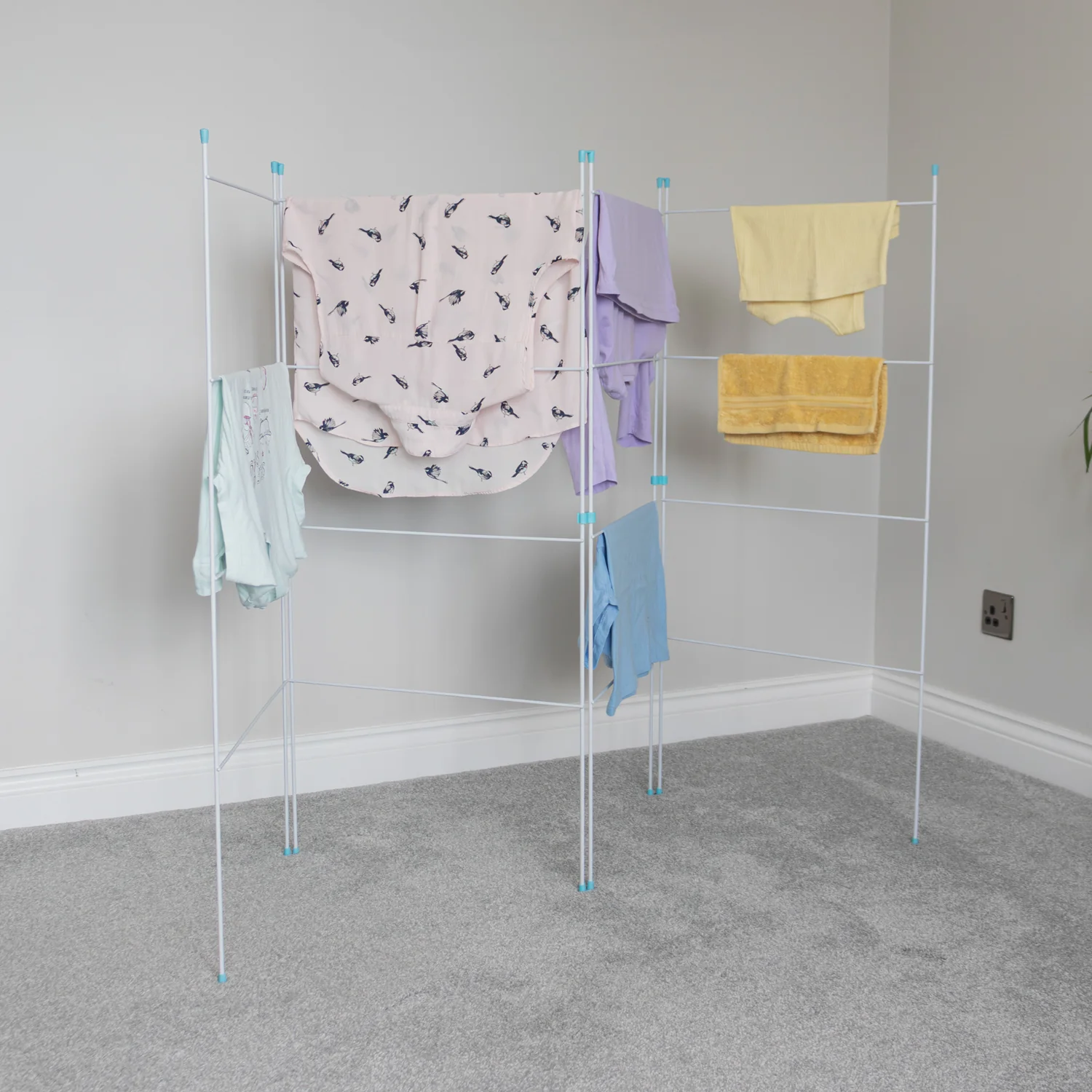 JVL Indoor/Outdoor Four Panel Folding Clothes Airer Laundry Dryer, 8M - Image 7