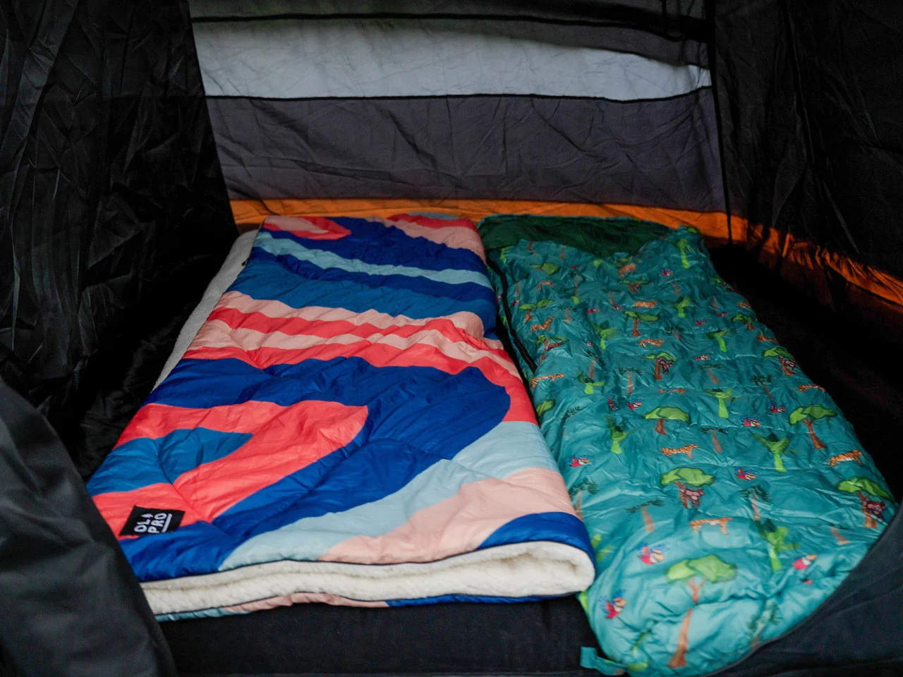 Kids Rainforest Rascals Patterned Sleeping Bag - Image 3