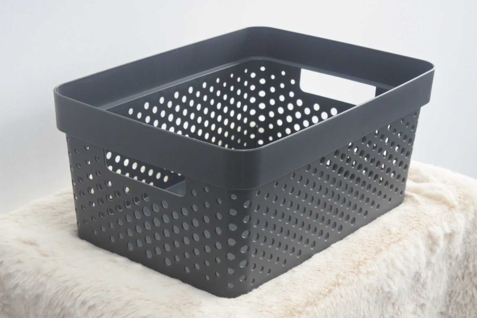 Lewis's Dots Basket - Grey