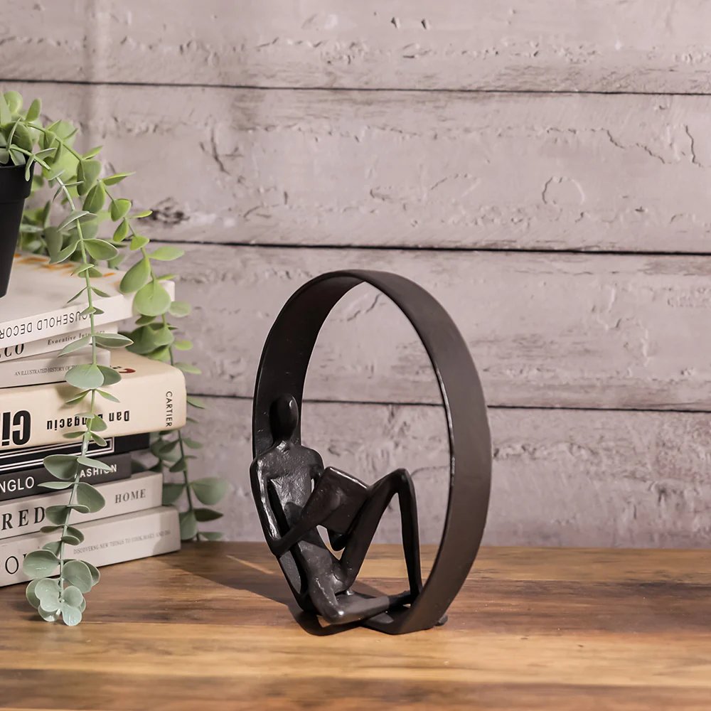 Lifeideas Desktop Metal Statue Reading Men In Circle Ornament Figurines - Image 2